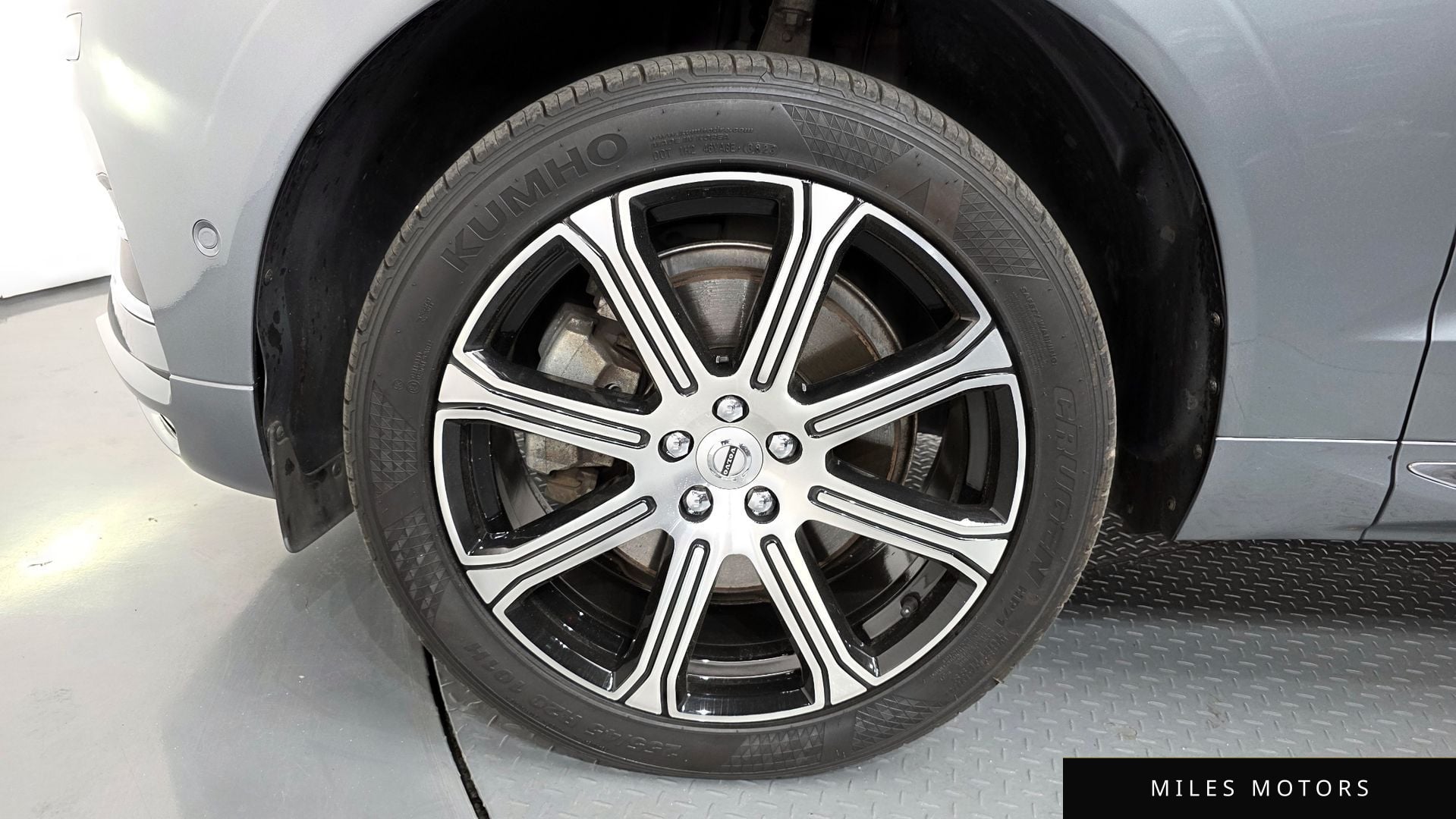 Volvo XC60 2021 — миниатюра 5