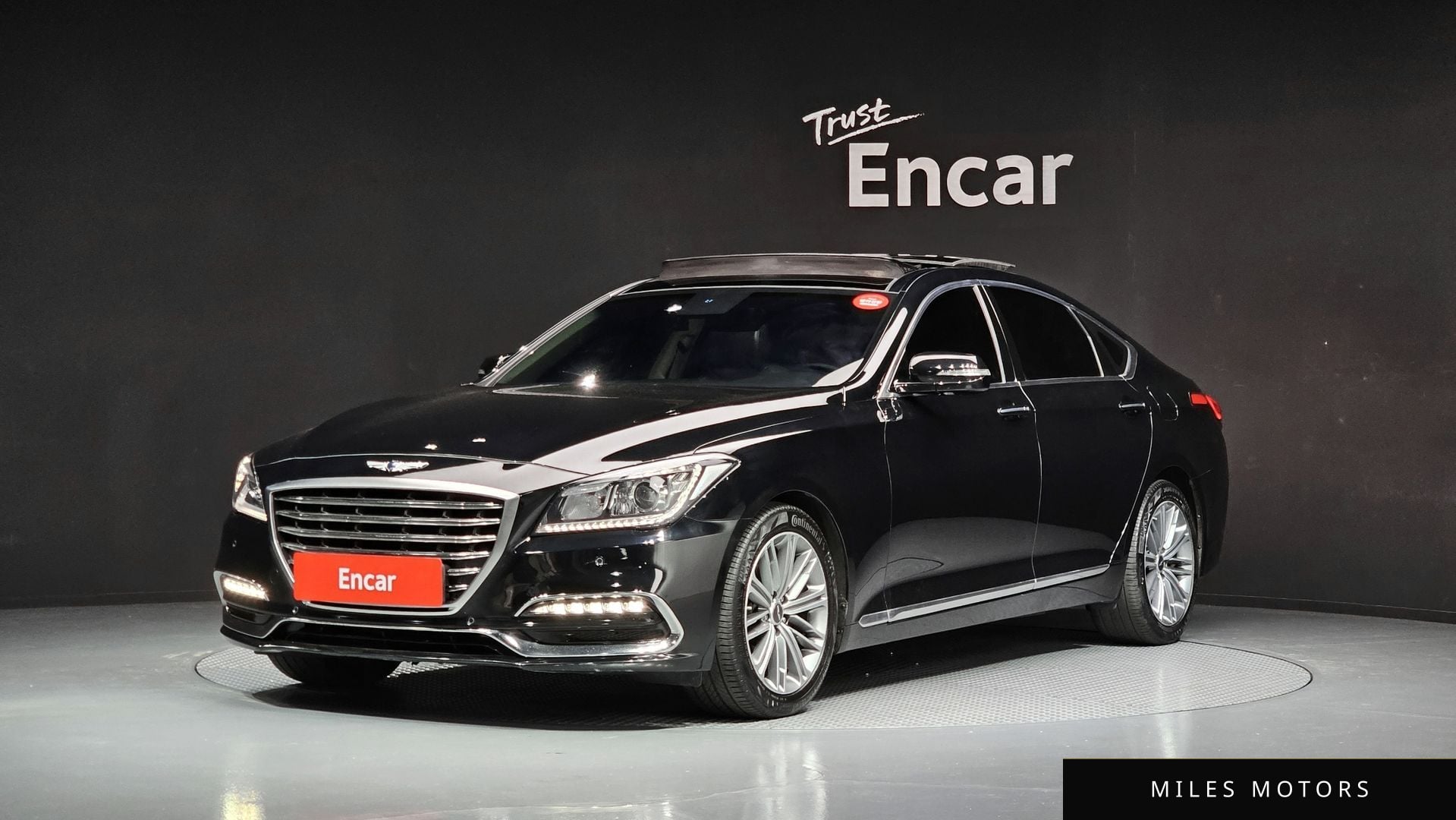 Genesis G80 2017 — фото 1 из 12