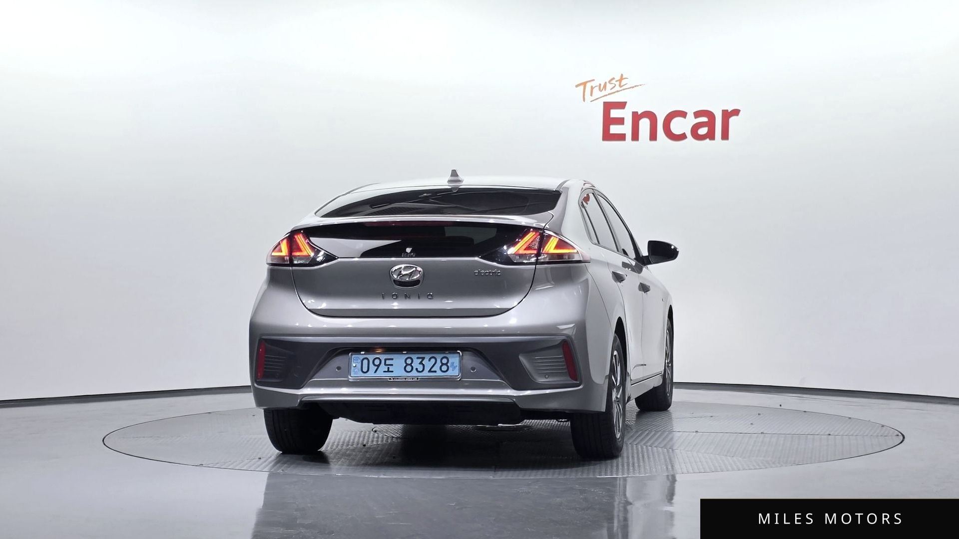 Hyundai Ioniq 2020 — миниатюра 3