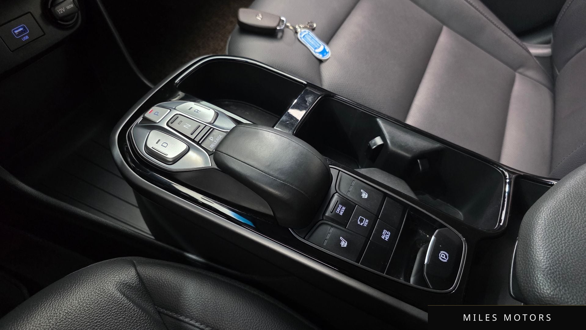 Hyundai Ioniq 2020 — миниатюра 11