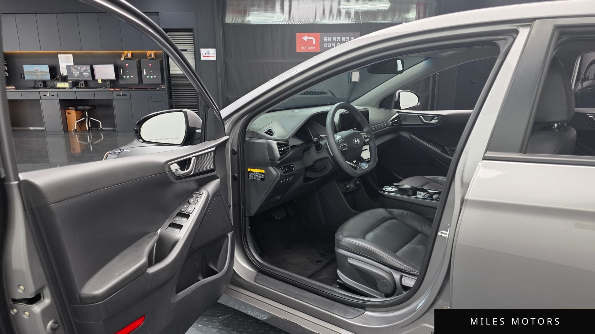 Hyundai Ioniq 2020 — миниатюра 12