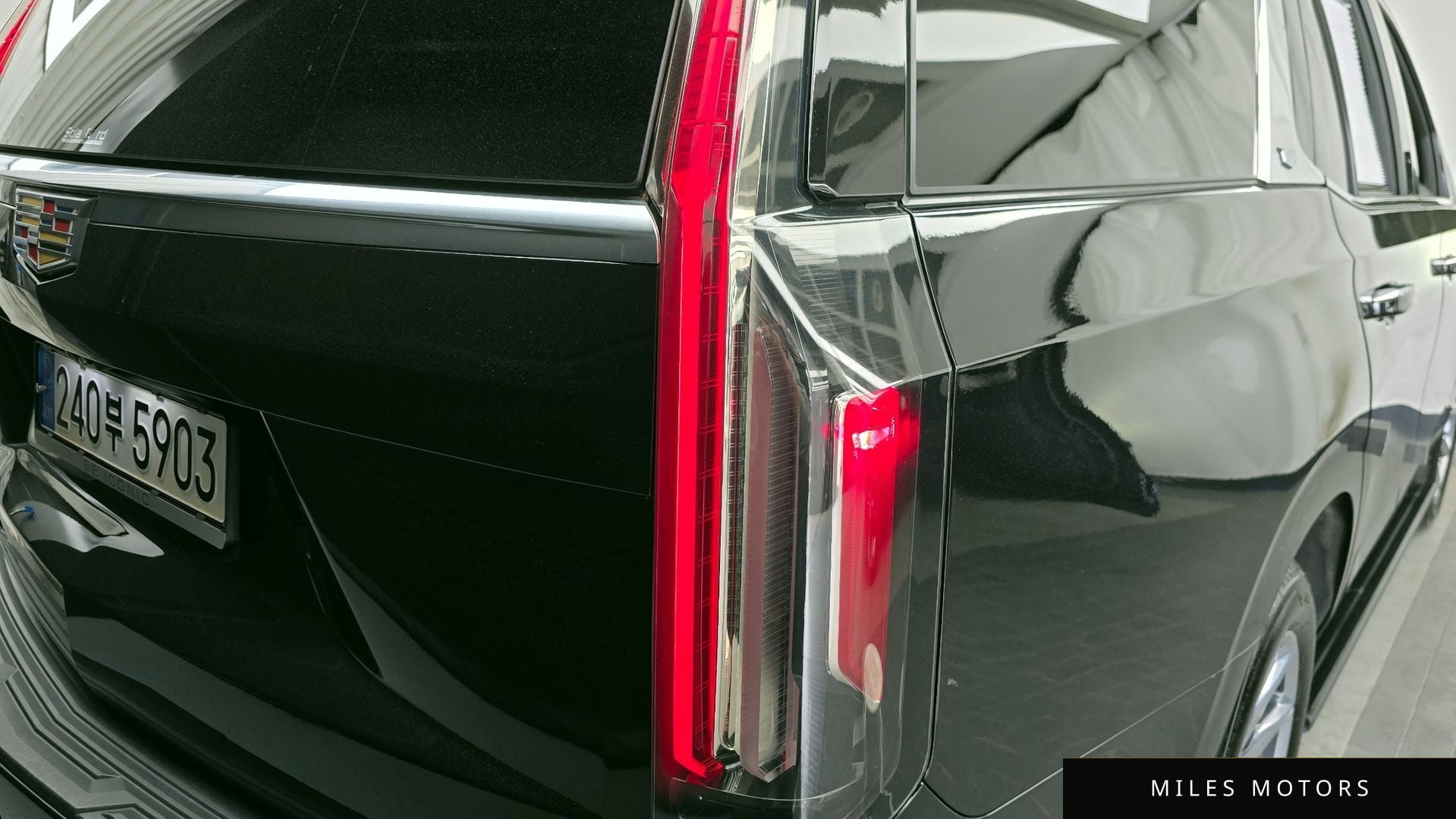 Cadillac Escalade 2022 — миниатюра 9