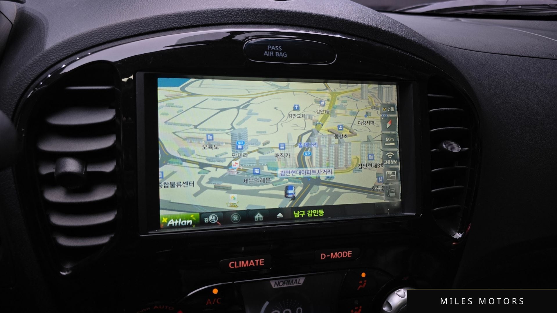 Nissan 쥬크 2015 — миниатюра 12