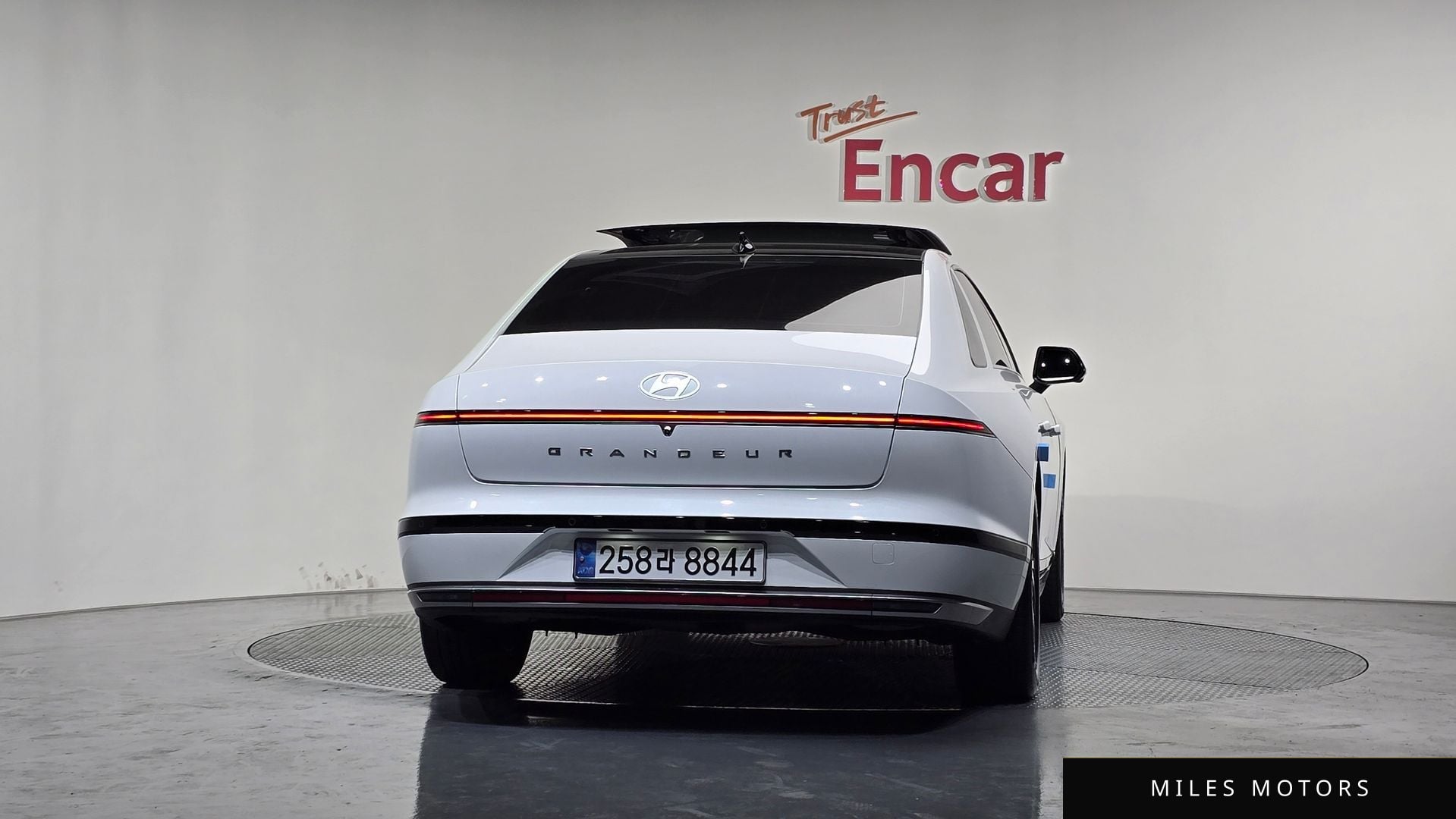 Hyundai Grandeur 2023 — миниатюра 4
