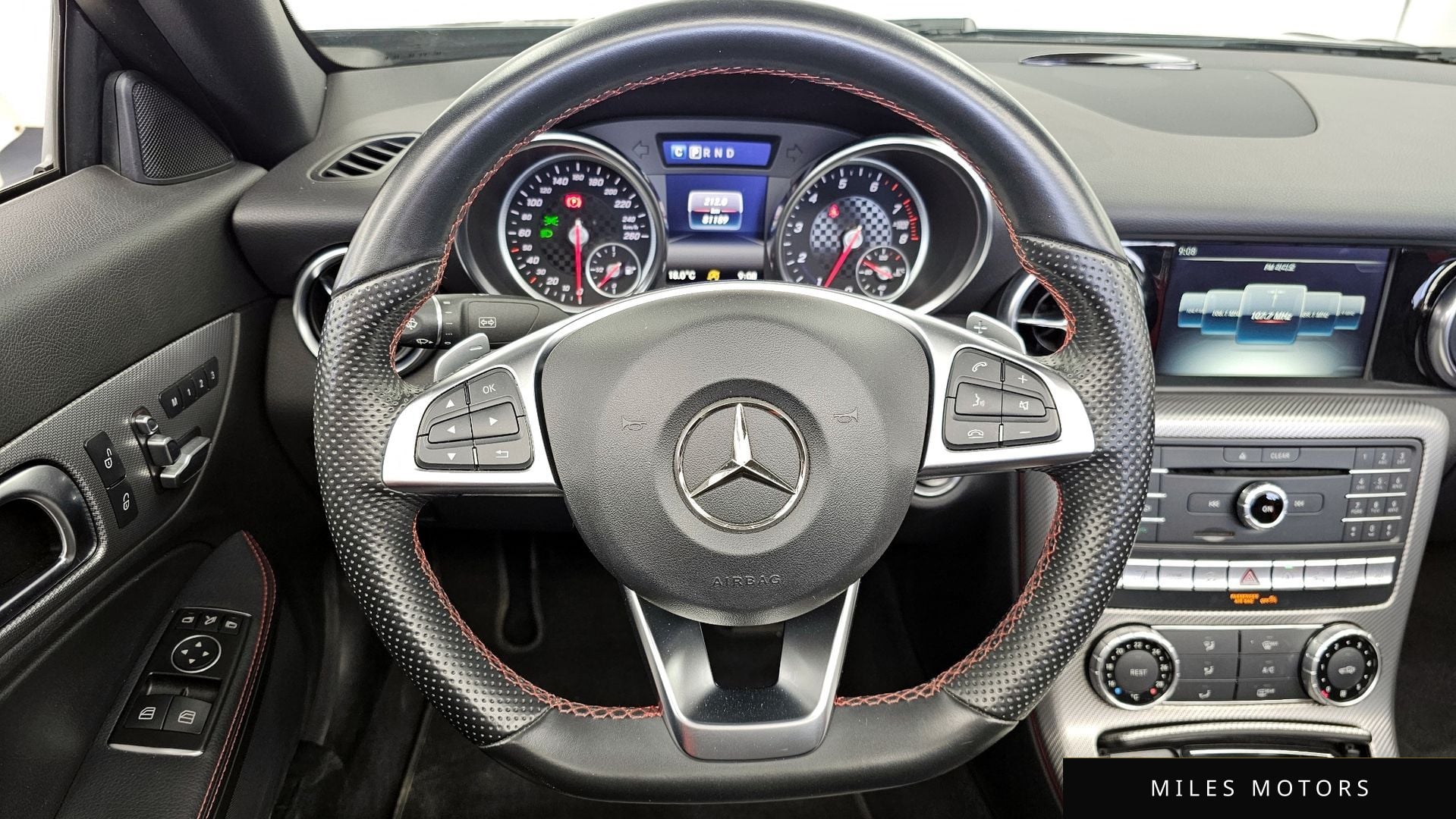Mercedes-Benz SLC-클래스 R172 2017 — миниатюра 12