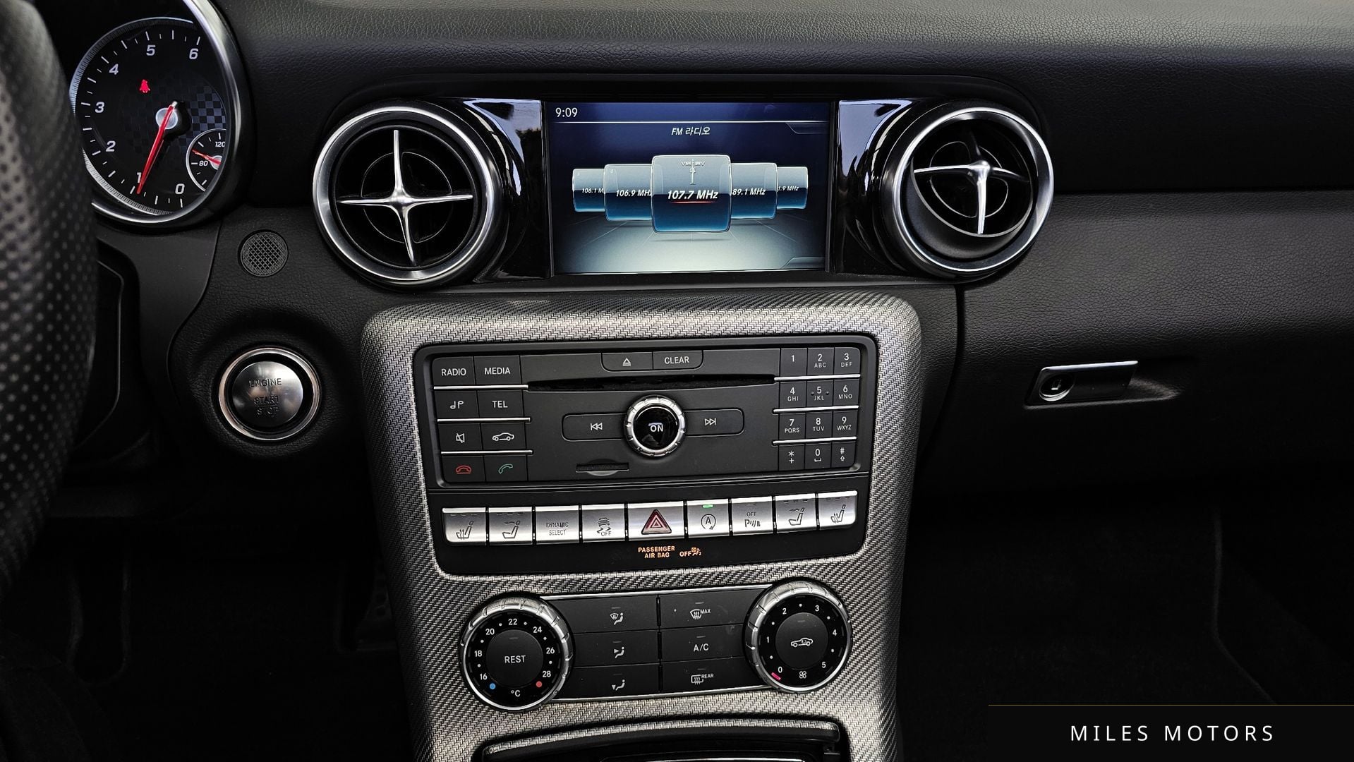 Mercedes-Benz SLC-클래스 R172 2017 — миниатюра 14