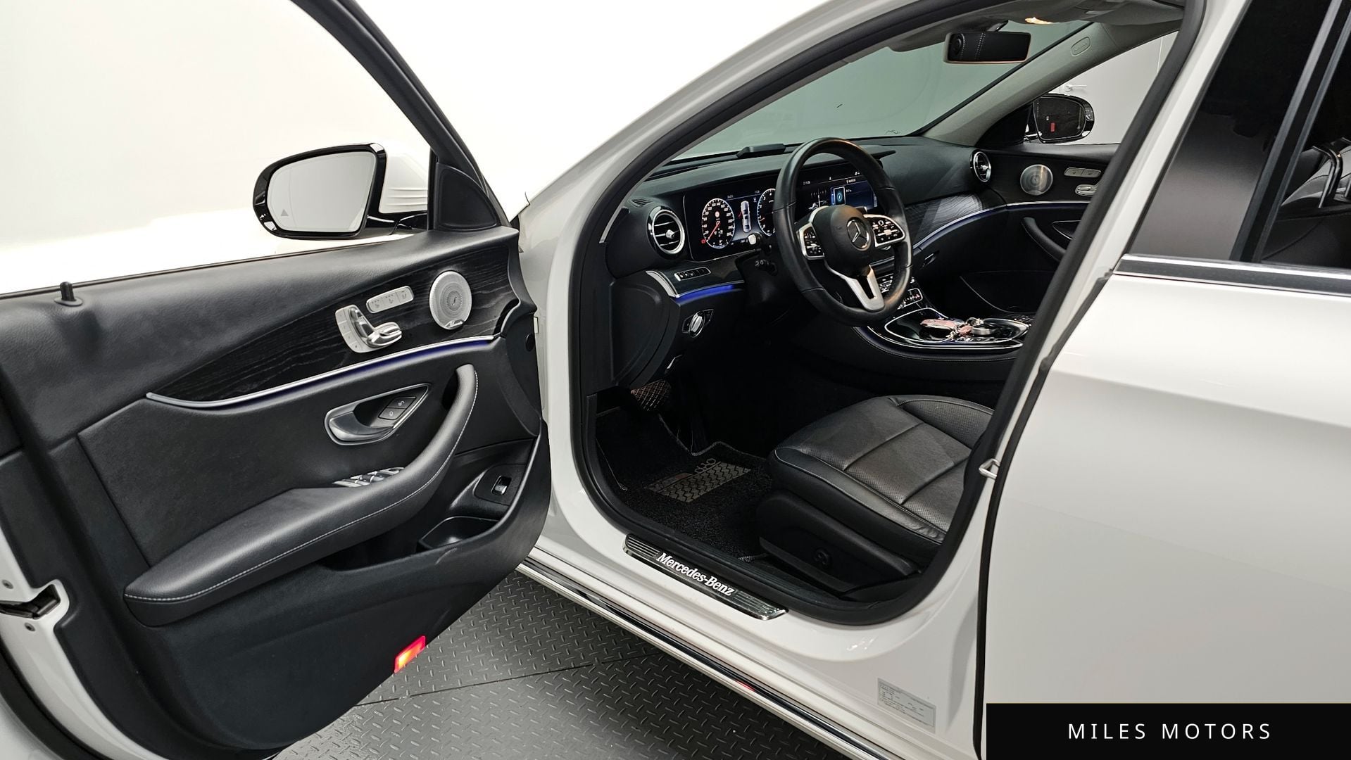 Mercedes-Benz E-Class W213 2020 — миниатюра 10