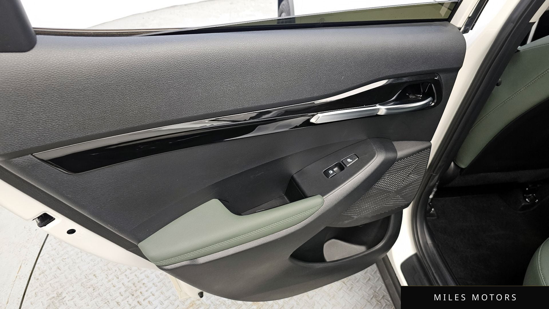 Kia Seltos 2023 — миниатюра 15