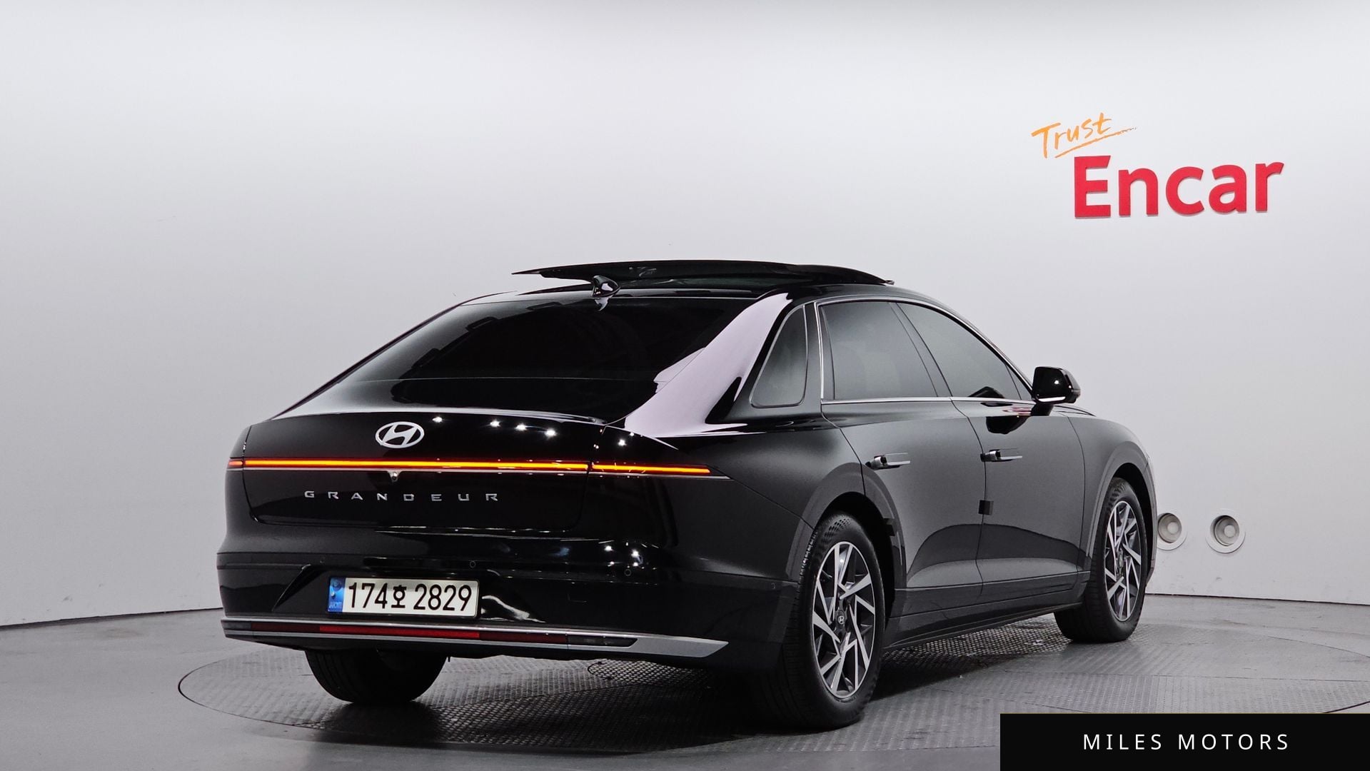 Hyundai Grandeur 2023 — миниатюра 2