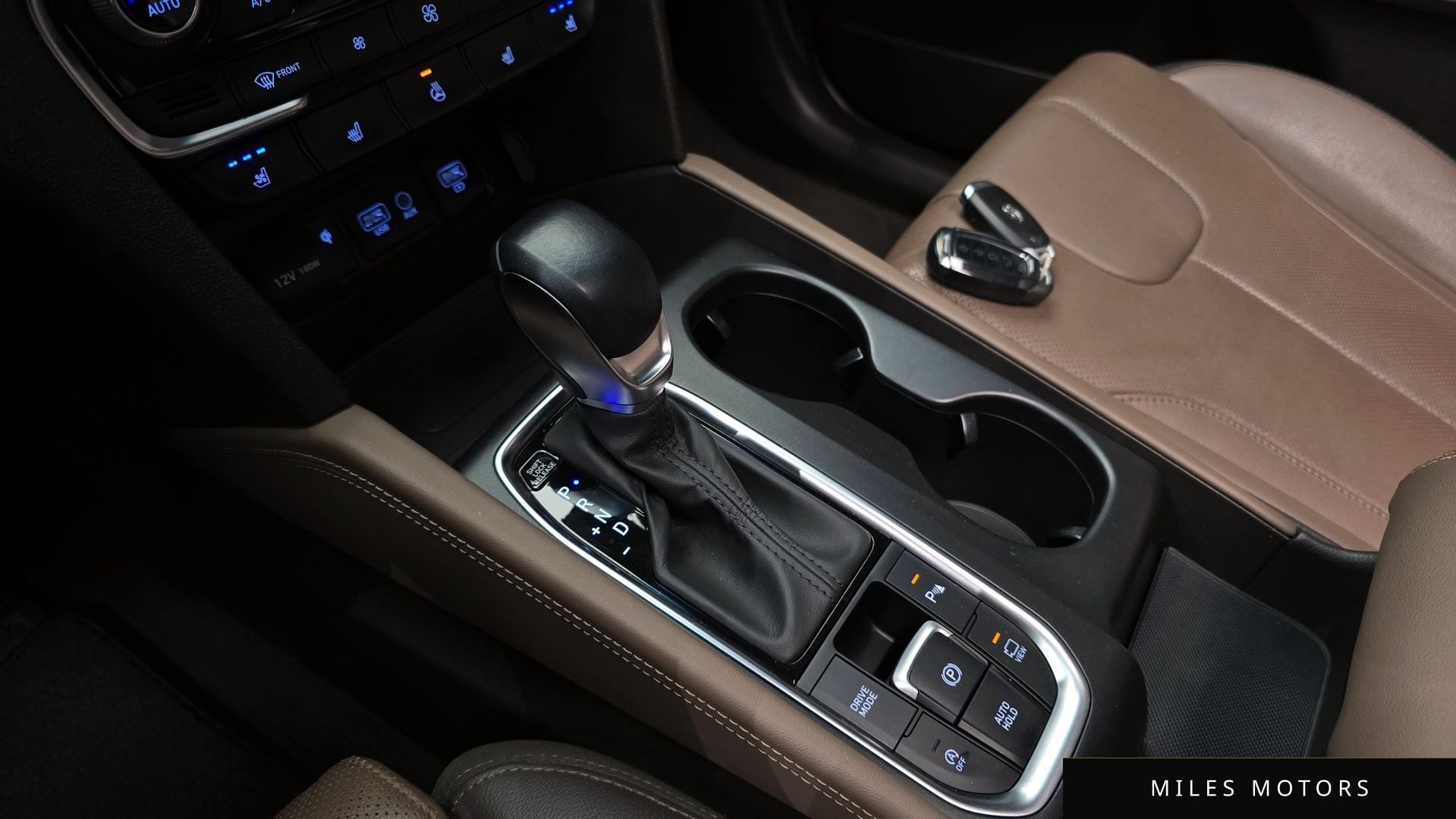 Hyundai Santafe 2020 — миниатюра 9