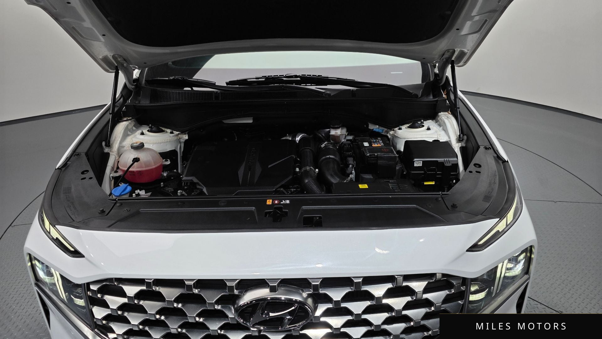 Hyundai Santafe 2023 — миниатюра 5