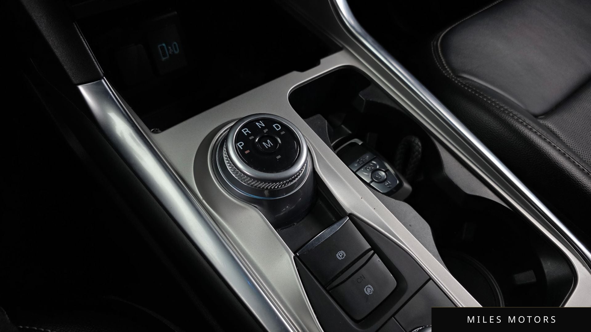 Ford 익스플로러 2020 — миниатюра 12