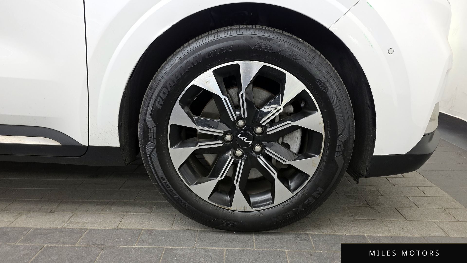 Kia Carnival 2023 — миниатюра 7