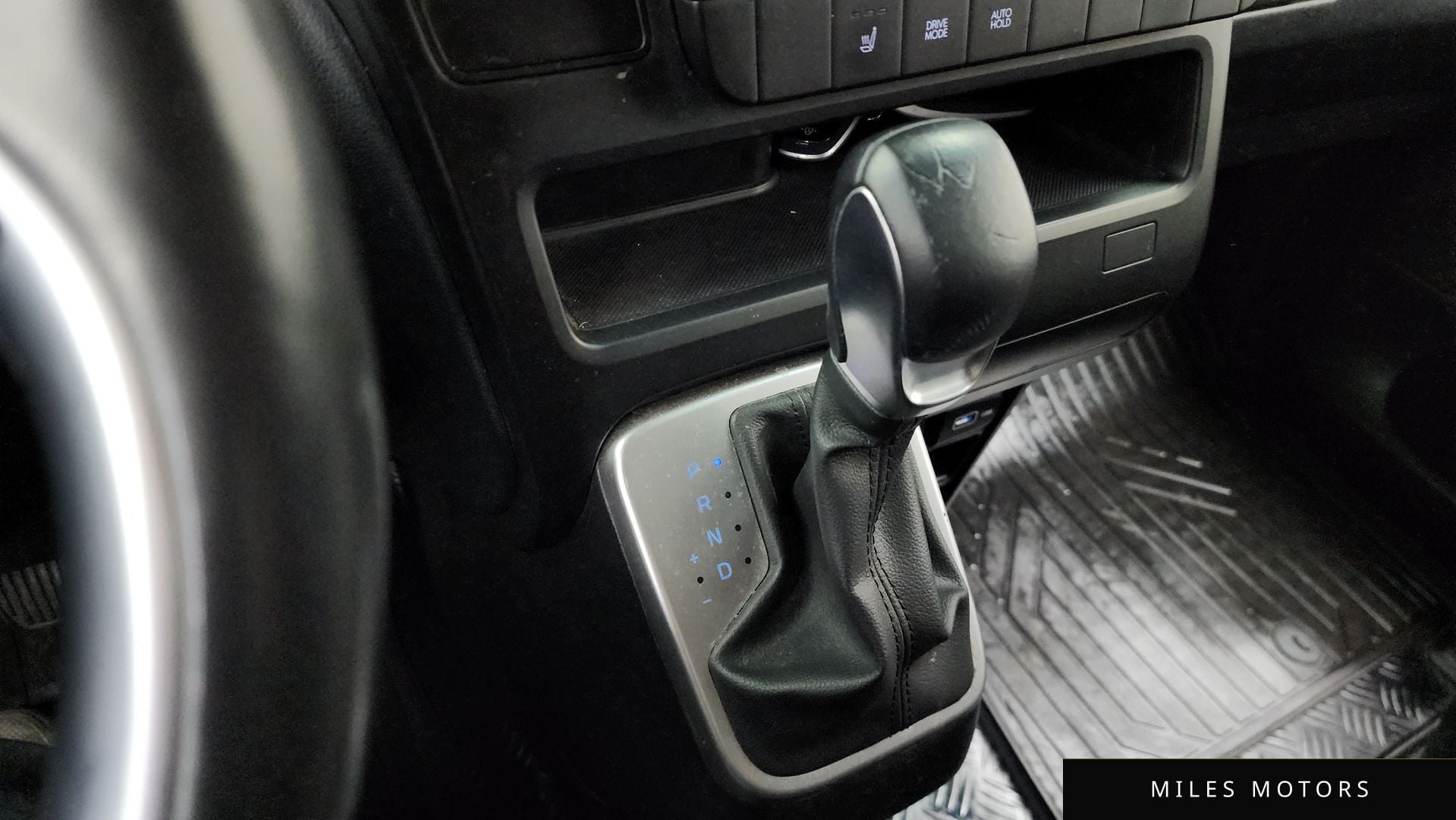 Hyundai Staria 2023 — миниатюра 12