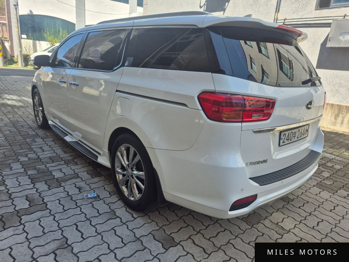 Kia Canival 2020 — миниатюра 5