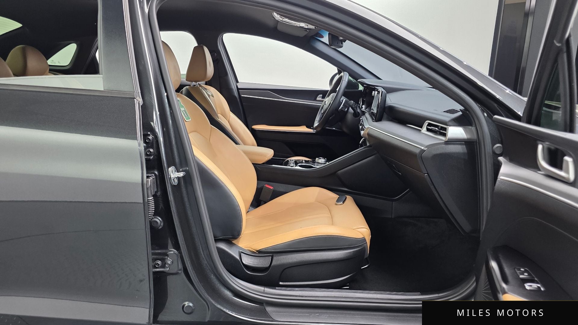 Kia K5 2021 — миниатюра 17