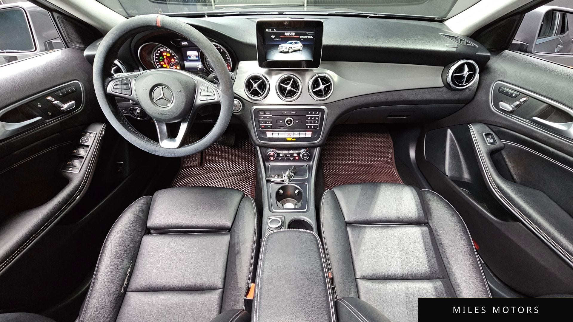 Mercedes-Benz GLA-Class X156 2019 — миниатюра 10