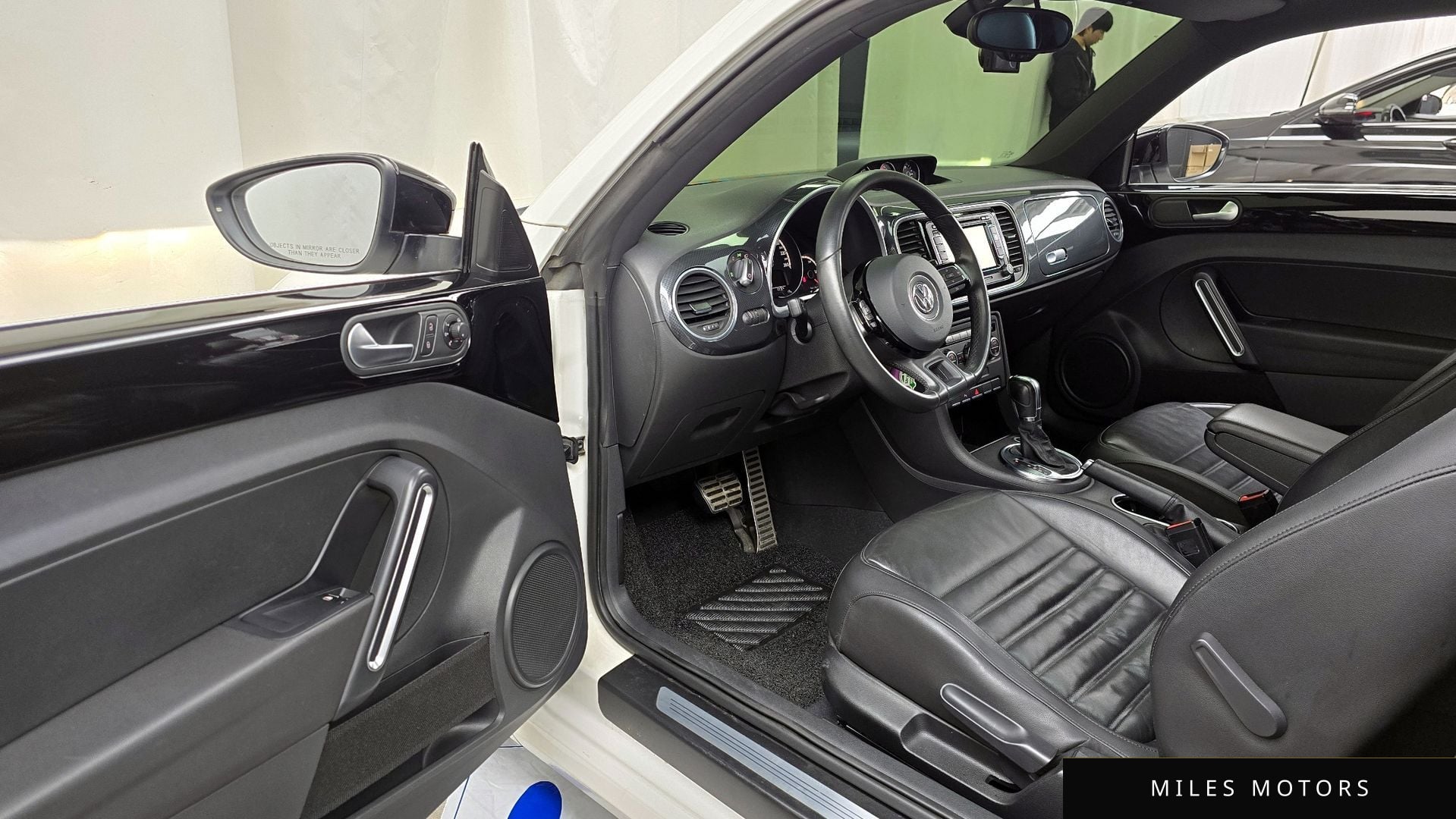 Volkswagen Beetle 2013 — миниатюра 10