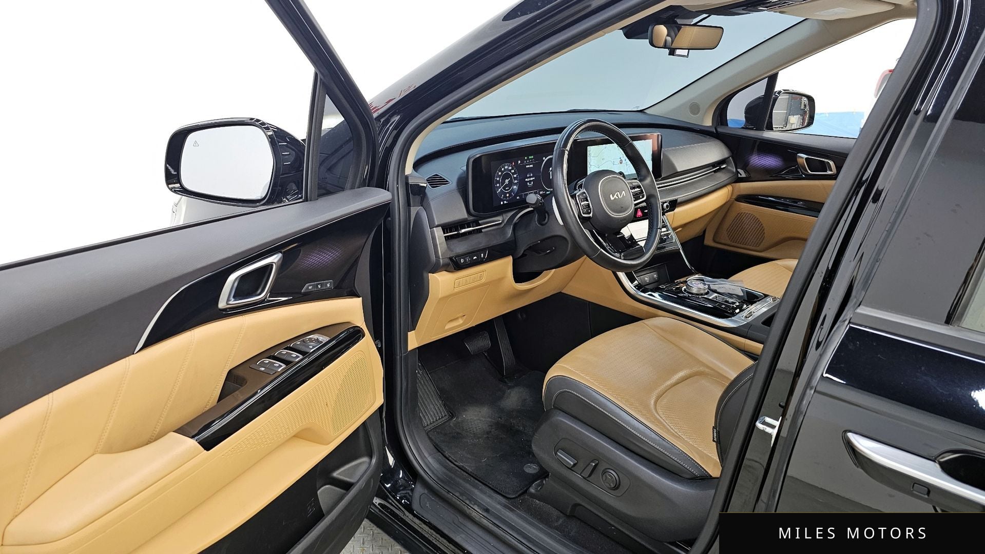 Kia Carnival 2023 — миниатюра 13
