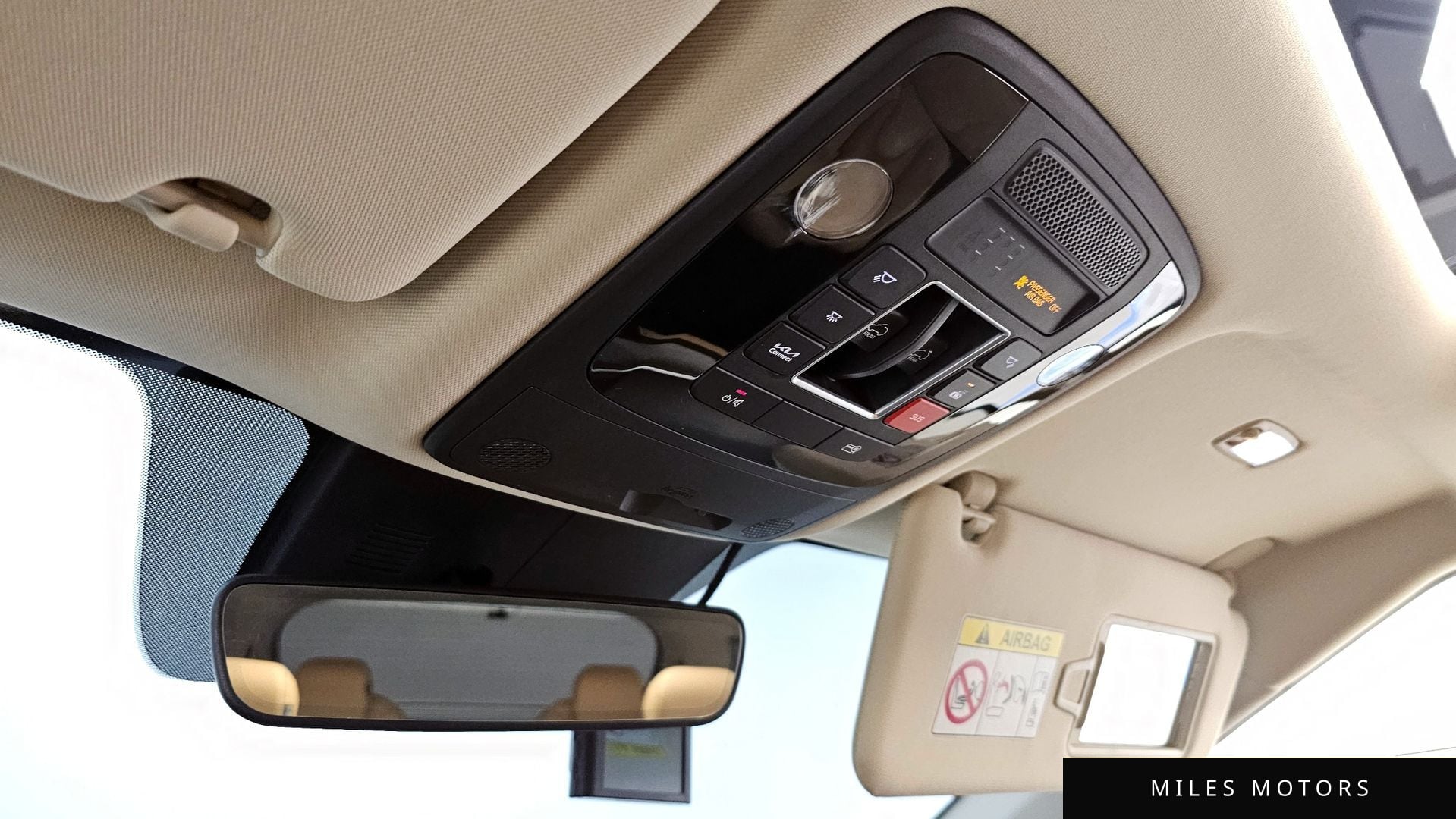 Kia Carnival 2023 — миниатюра 30