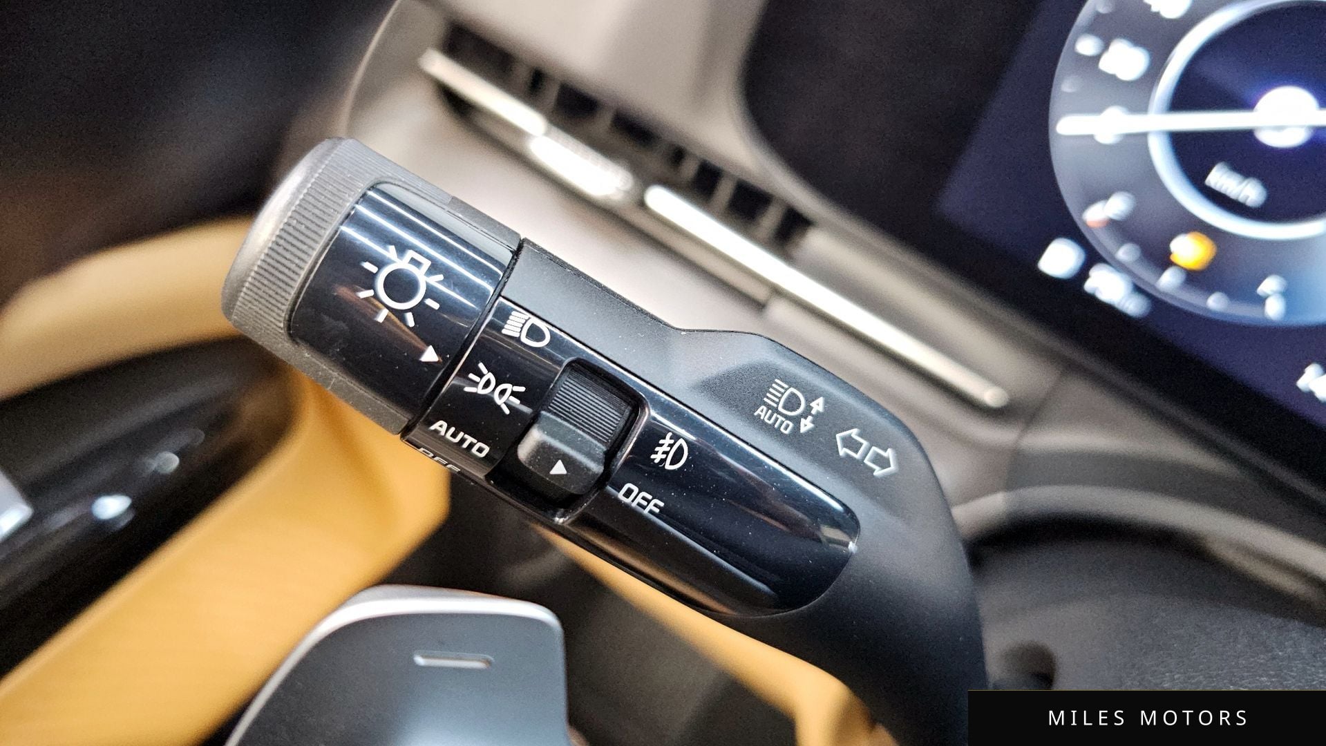 Kia Carnival 2023 — миниатюра 35