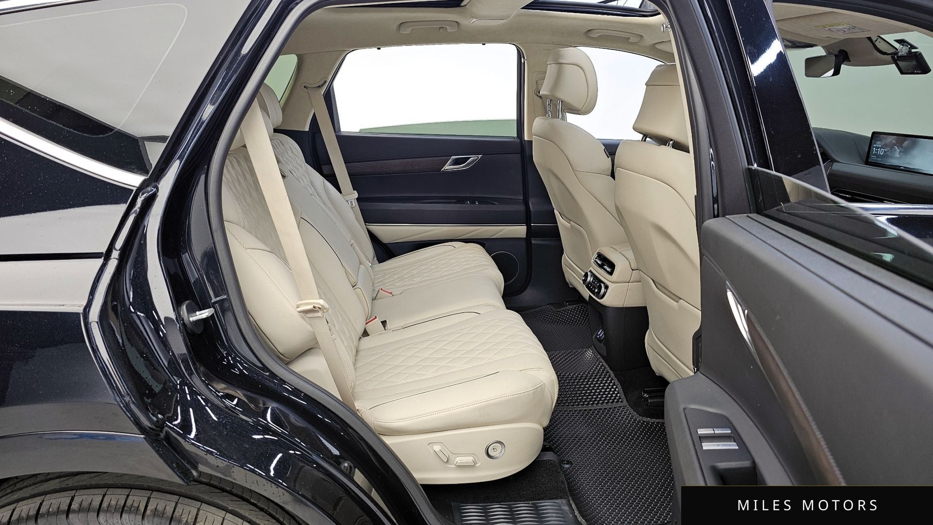 Genesis GV80 2022 — миниатюра 17