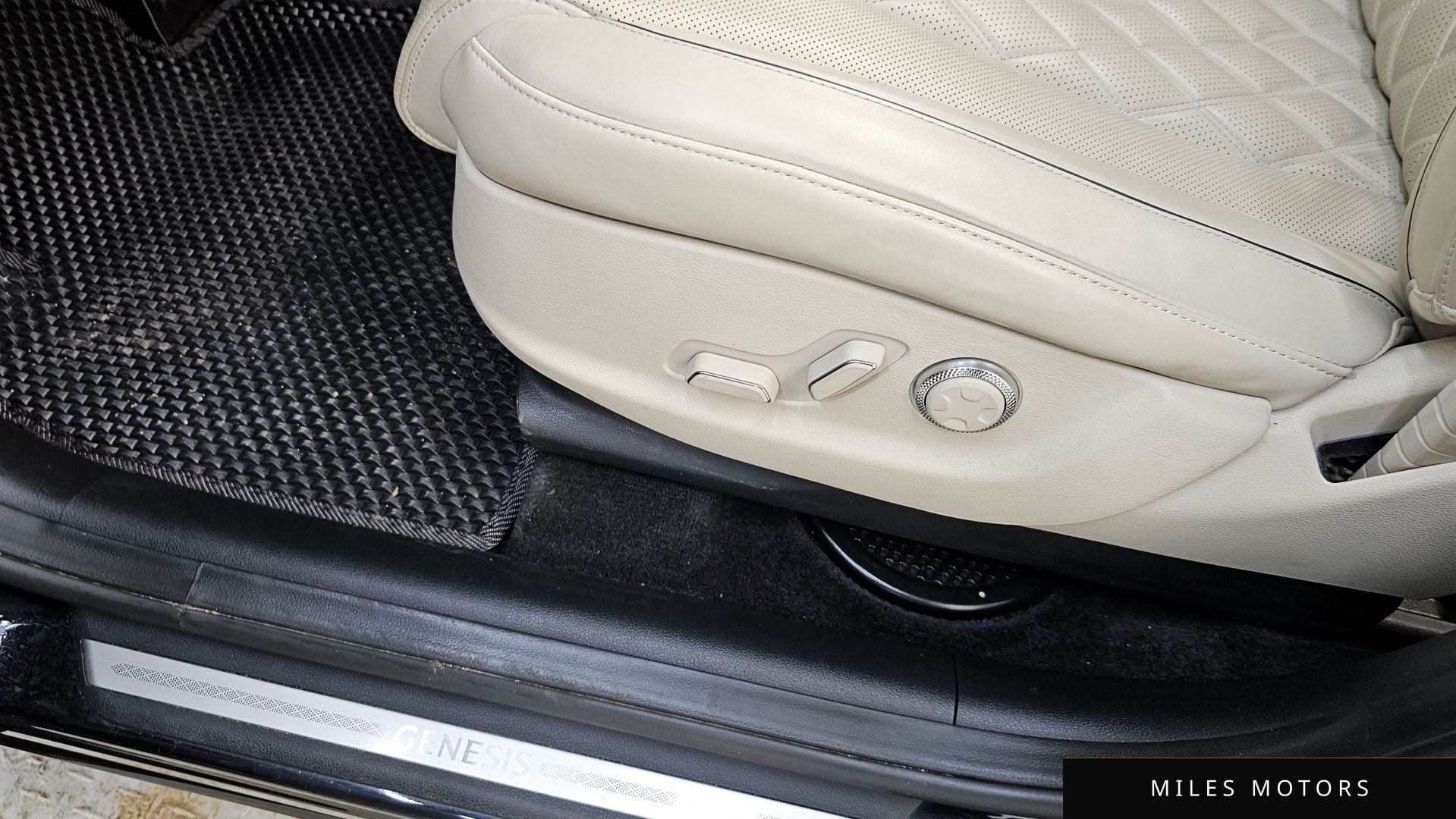Genesis GV80 2022 — миниатюра 32