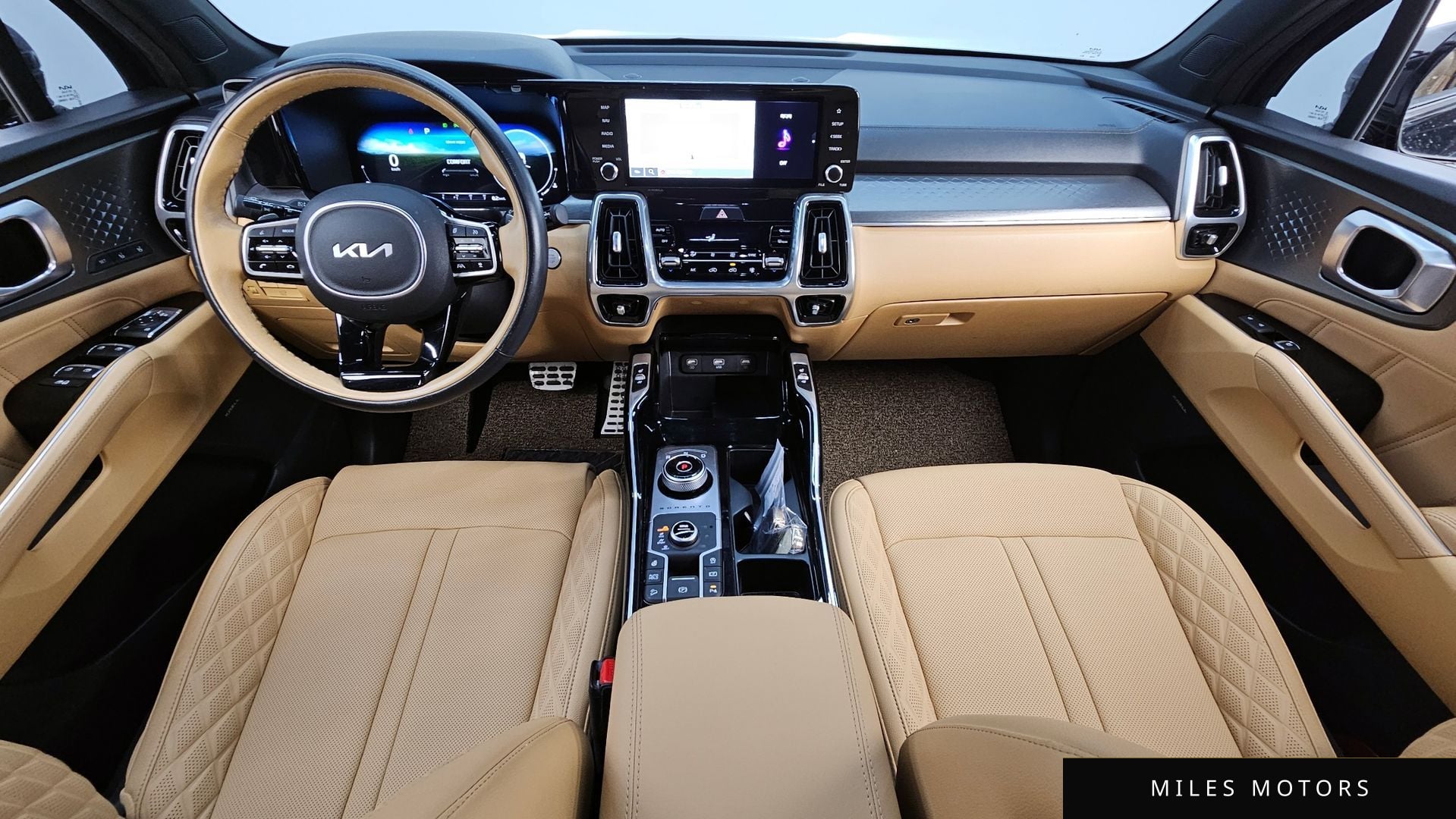 Kia Sorento 2023 — миниатюра 10