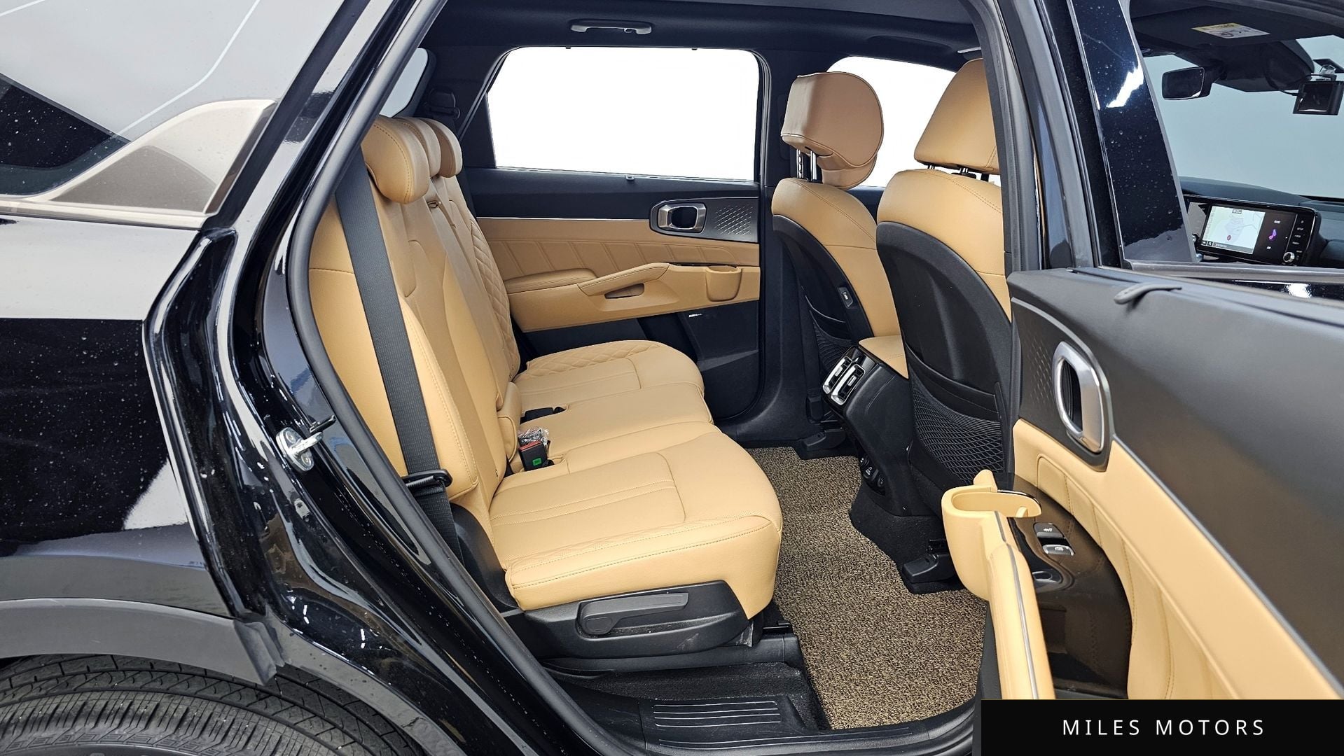 Kia Sorento 2023 — миниатюра 17