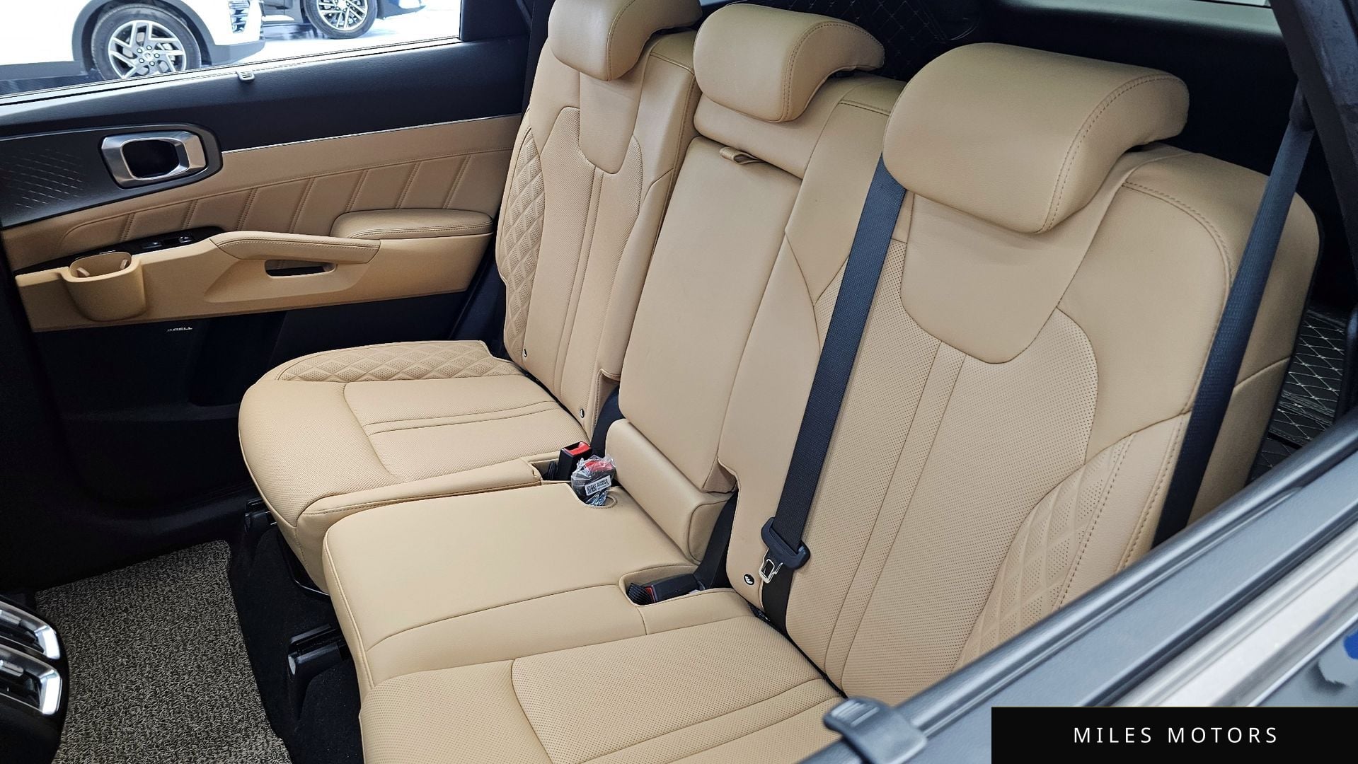 Kia Sorento 2023 — миниатюра 35