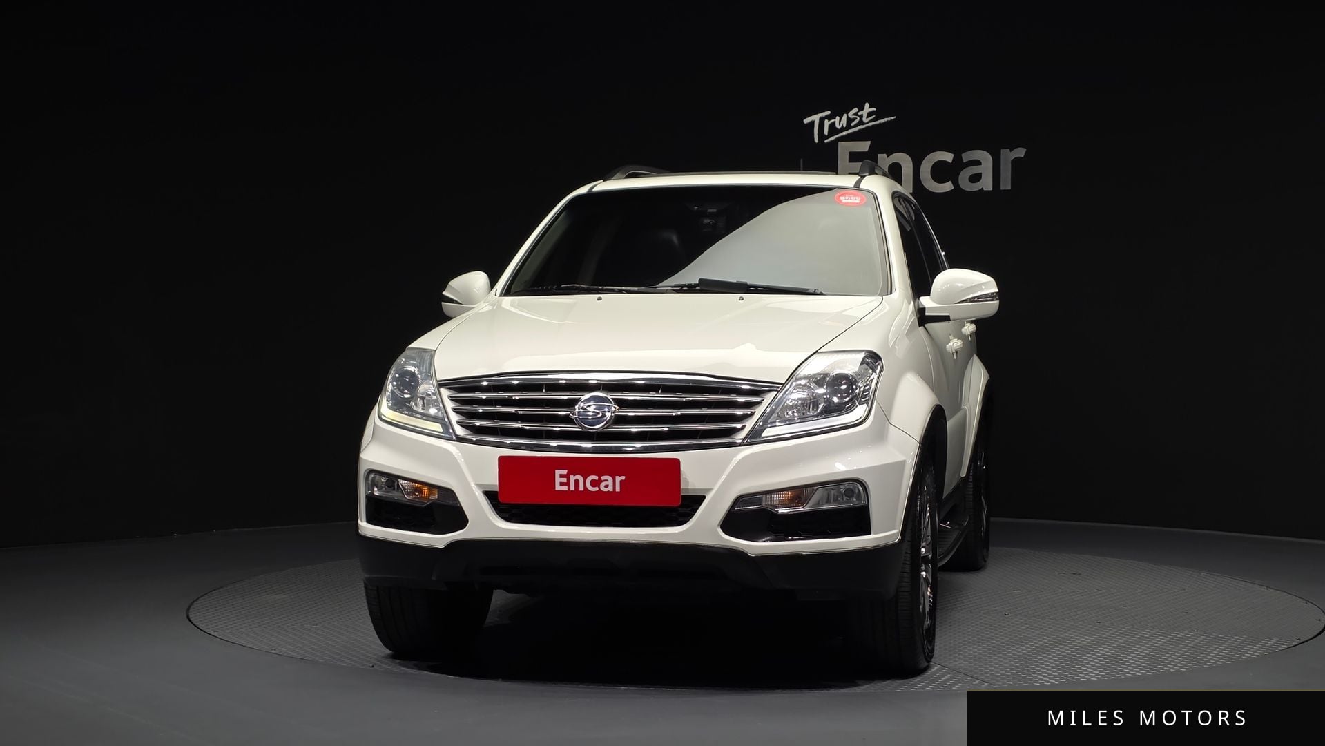 KG Mobility 렉스턴 W 2014 — миниатюра 3