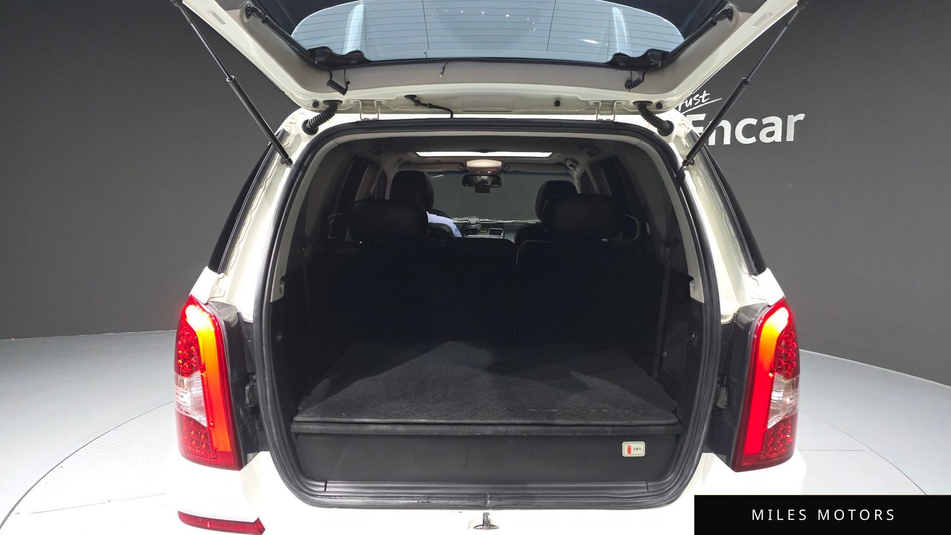 KG Mobility 렉스턴 W 2014 — миниатюра 20