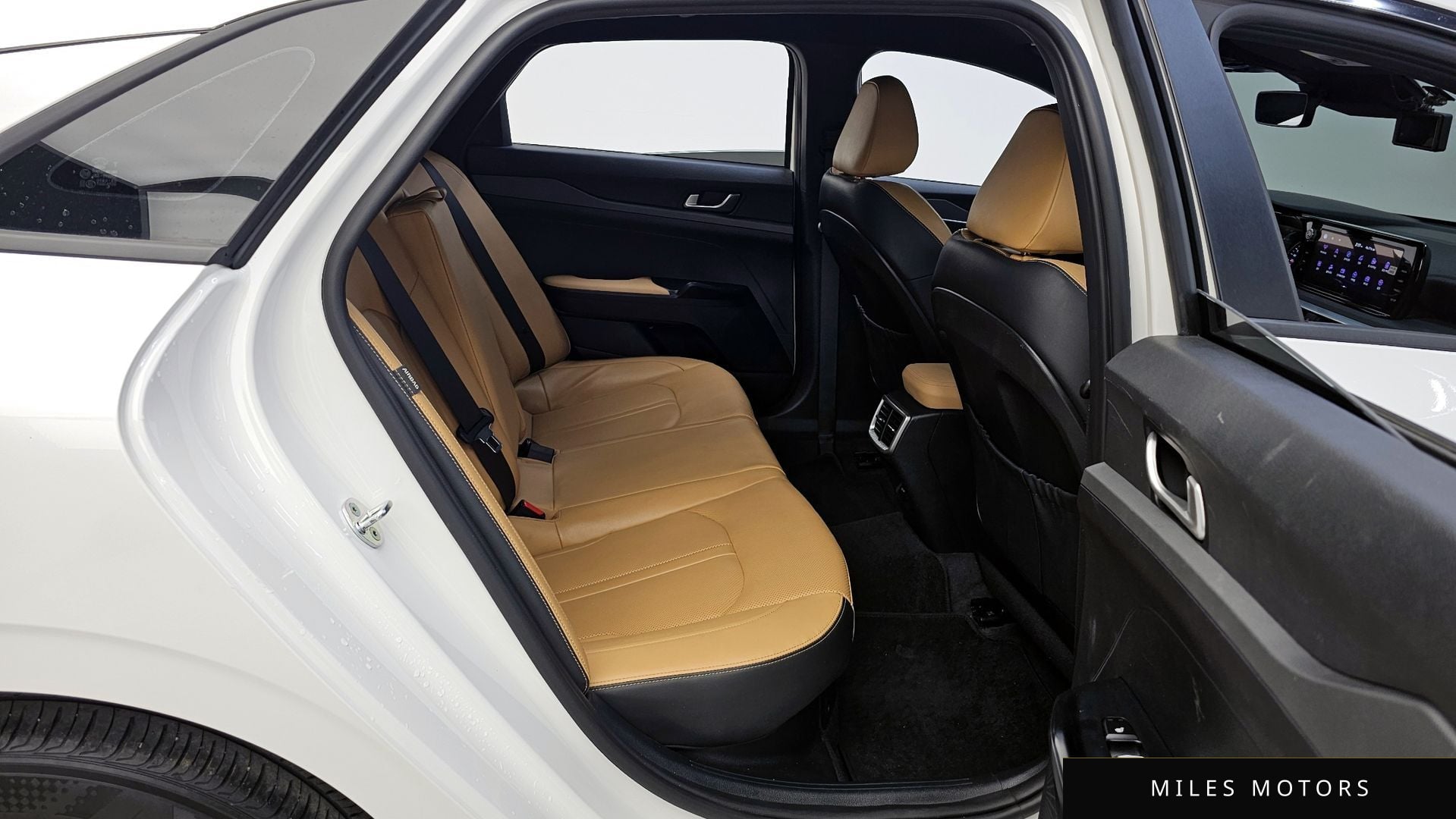 Kia K5 2021 — миниатюра 17
