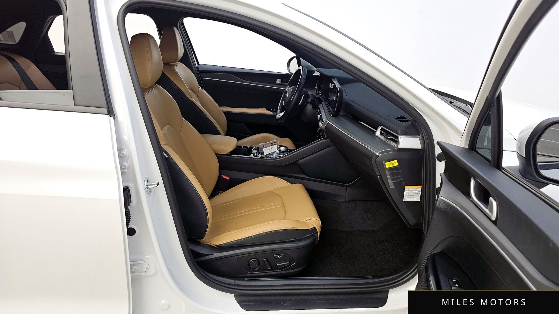 Kia K5 2021 — миниатюра 16