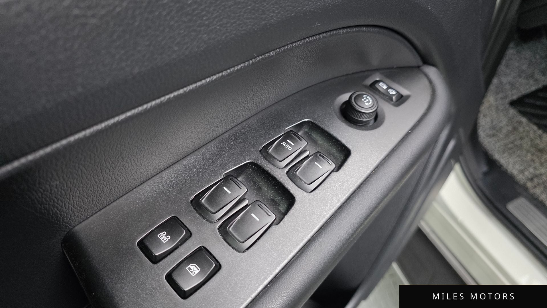 KG Mobility Rexton 2024 — миниатюра 12