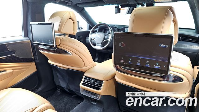 Лексус LS500h 2021 — миниатюра 25