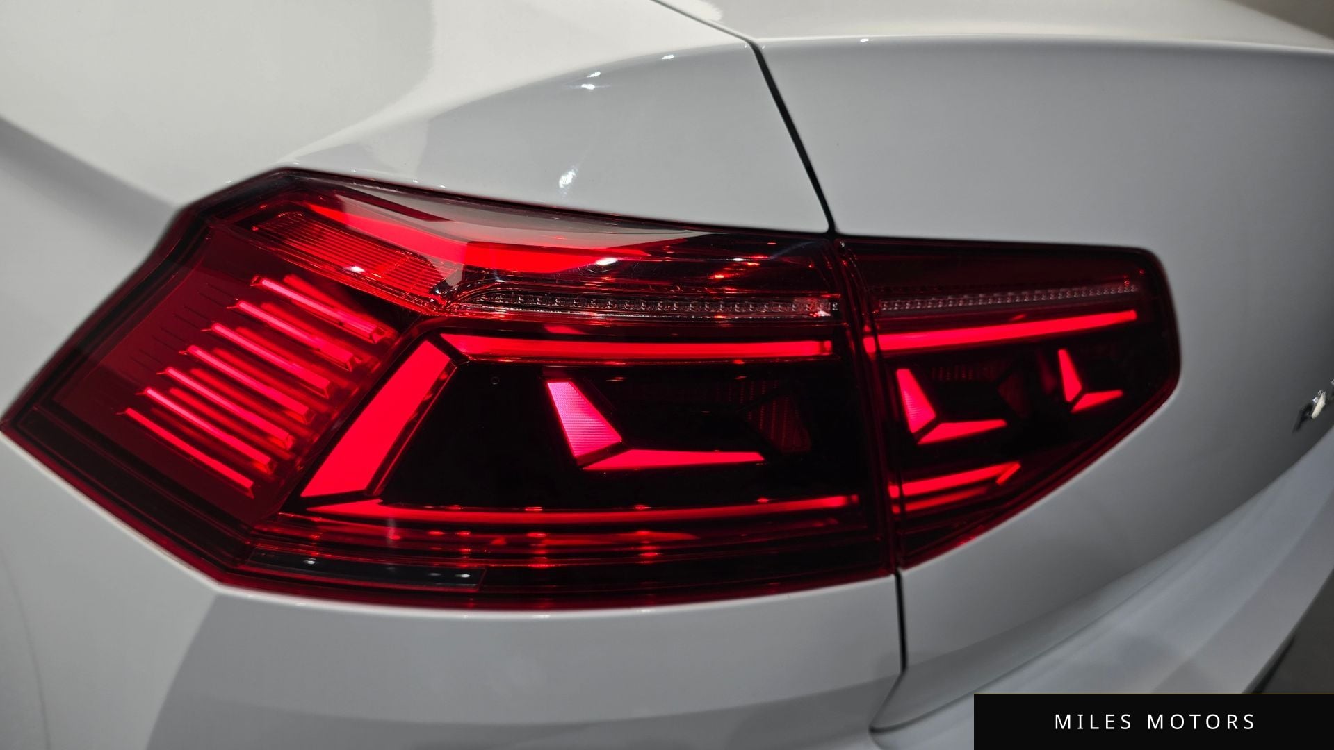 Volkswagen Passat 2021 — миниатюра 9