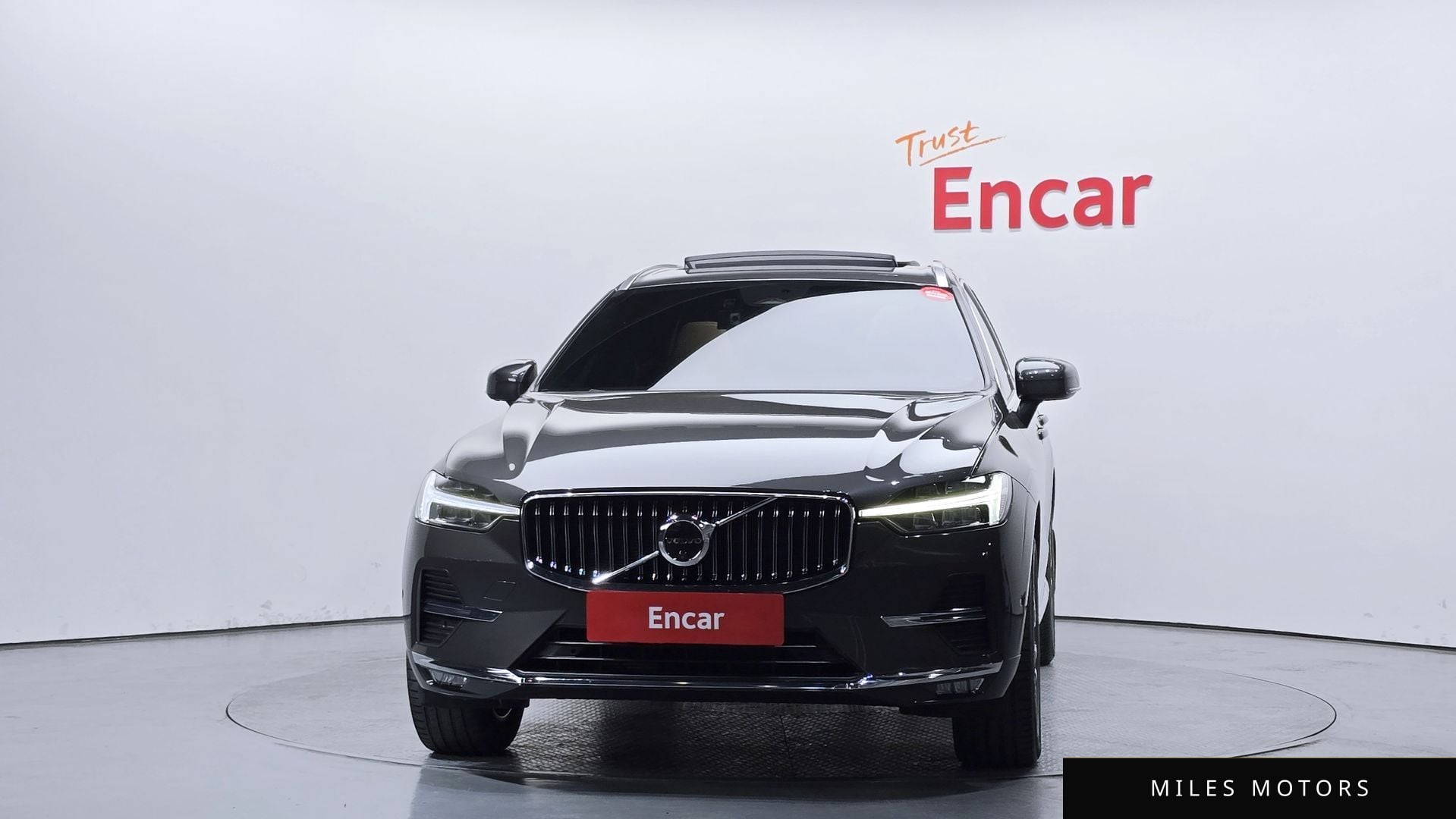 Volvo XC60 2023 — миниатюра 3