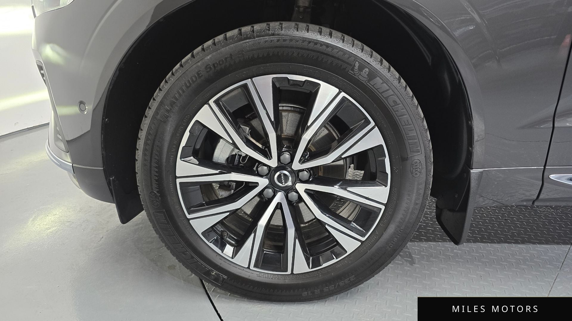 Volvo XC60 2023 — миниатюра 5
