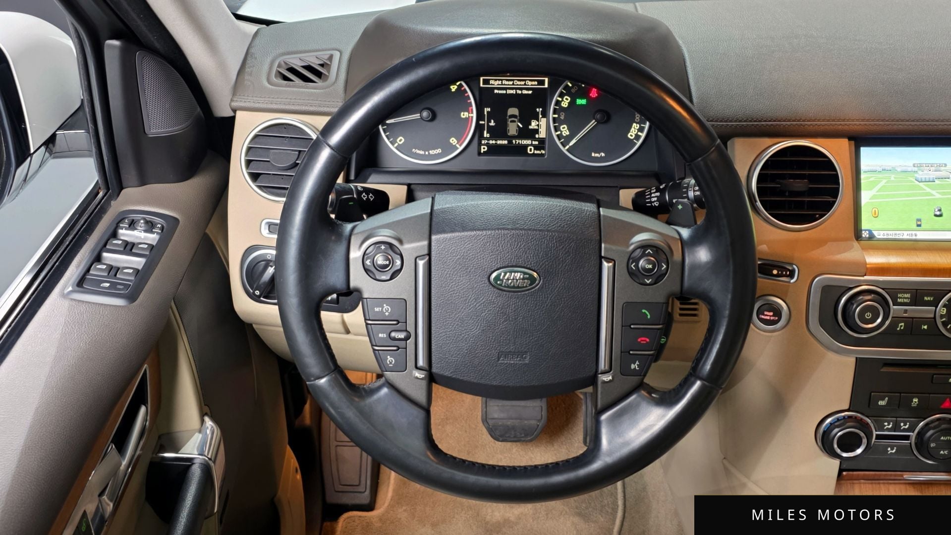 Land Rover Discovery 2015 — миниатюра 13