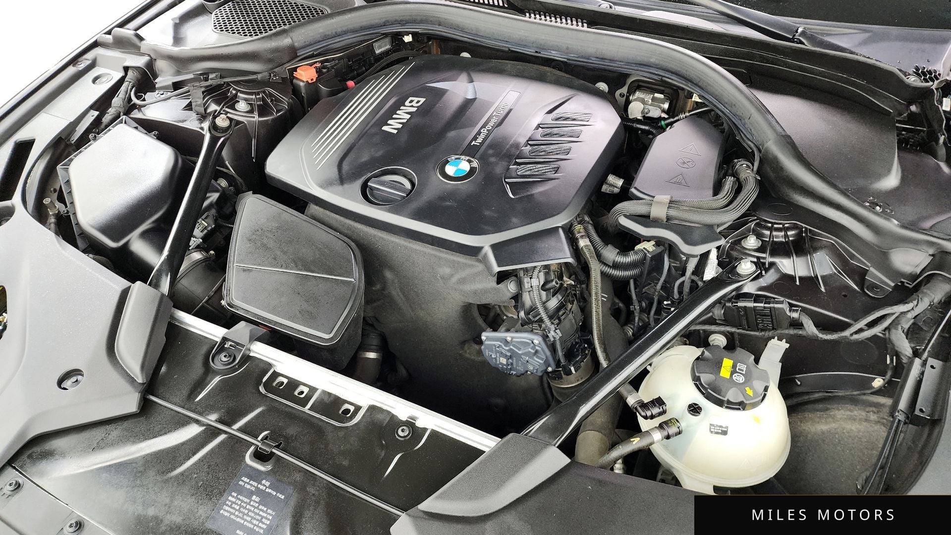 BMW 5 Series (G30) 2017 — миниатюра 6