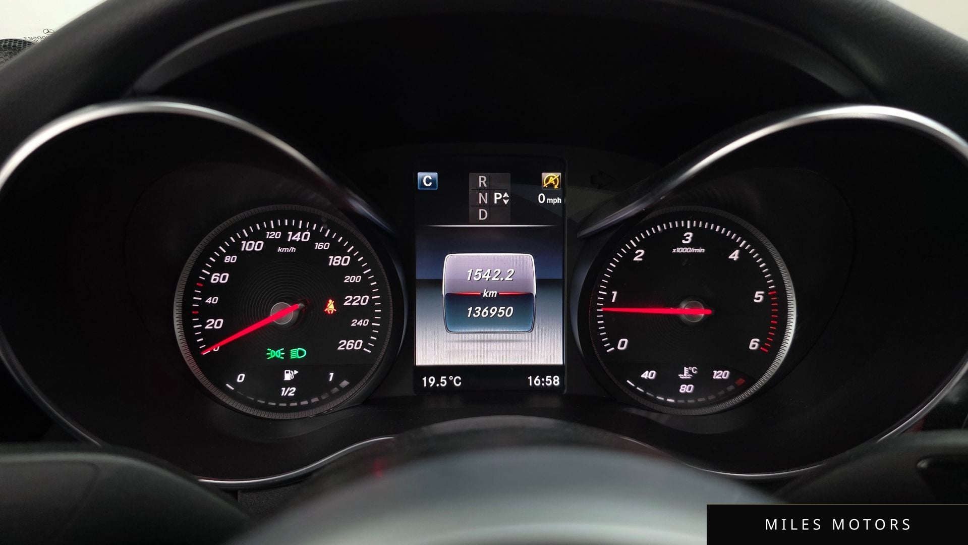 Mercedes-Benz C-Class W205 2017 — миниатюра 8