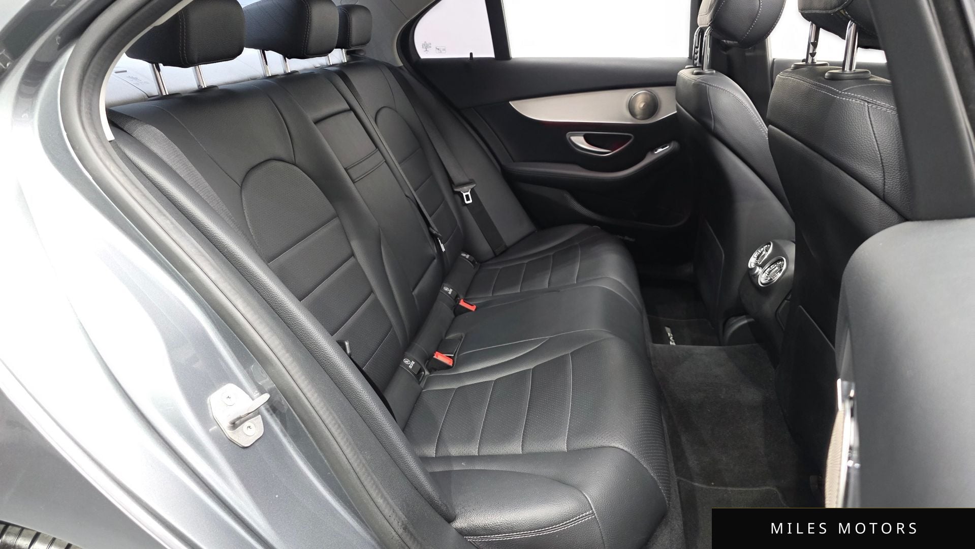Mercedes-Benz C-Class W205 2017 — миниатюра 12