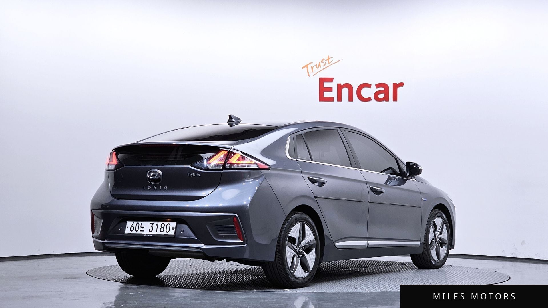 Hyundai Ioniq 2020 — миниатюра 2