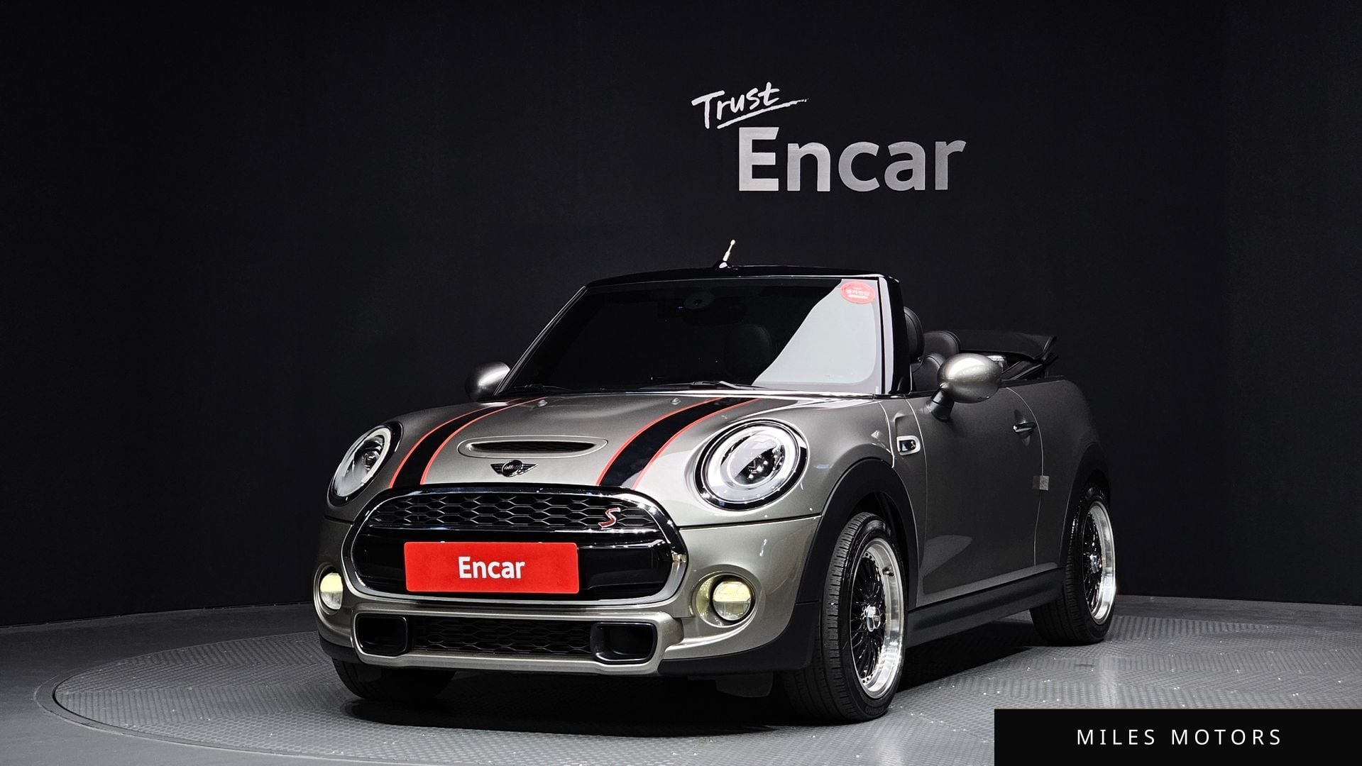 MINI Cooper Convertible 2016 — фото 1 из 12