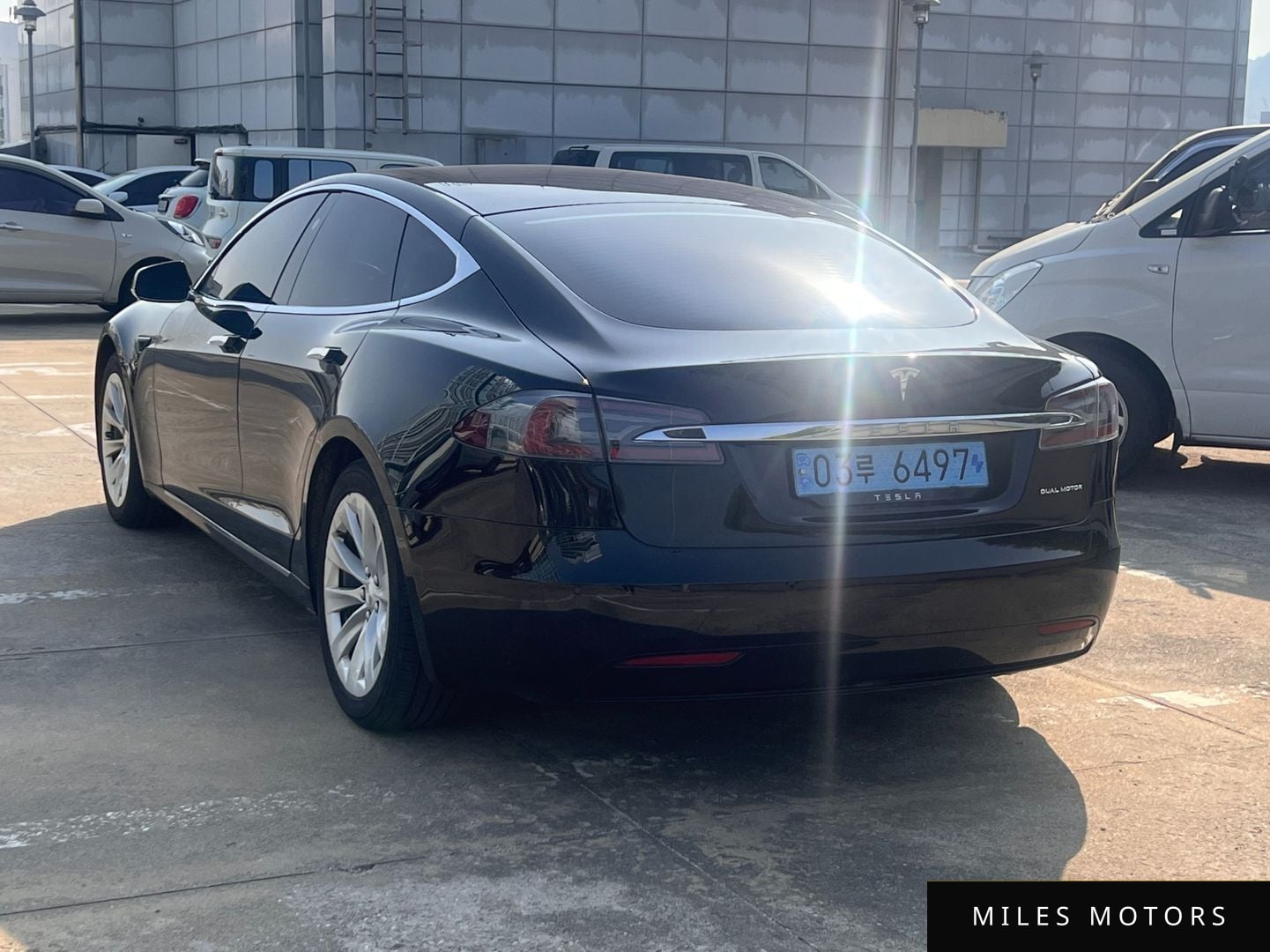 Tesla Model S 2020 — миниатюра 6