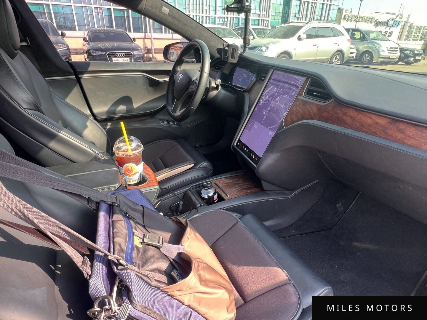 Tesla Model S 2020 — миниатюра 12