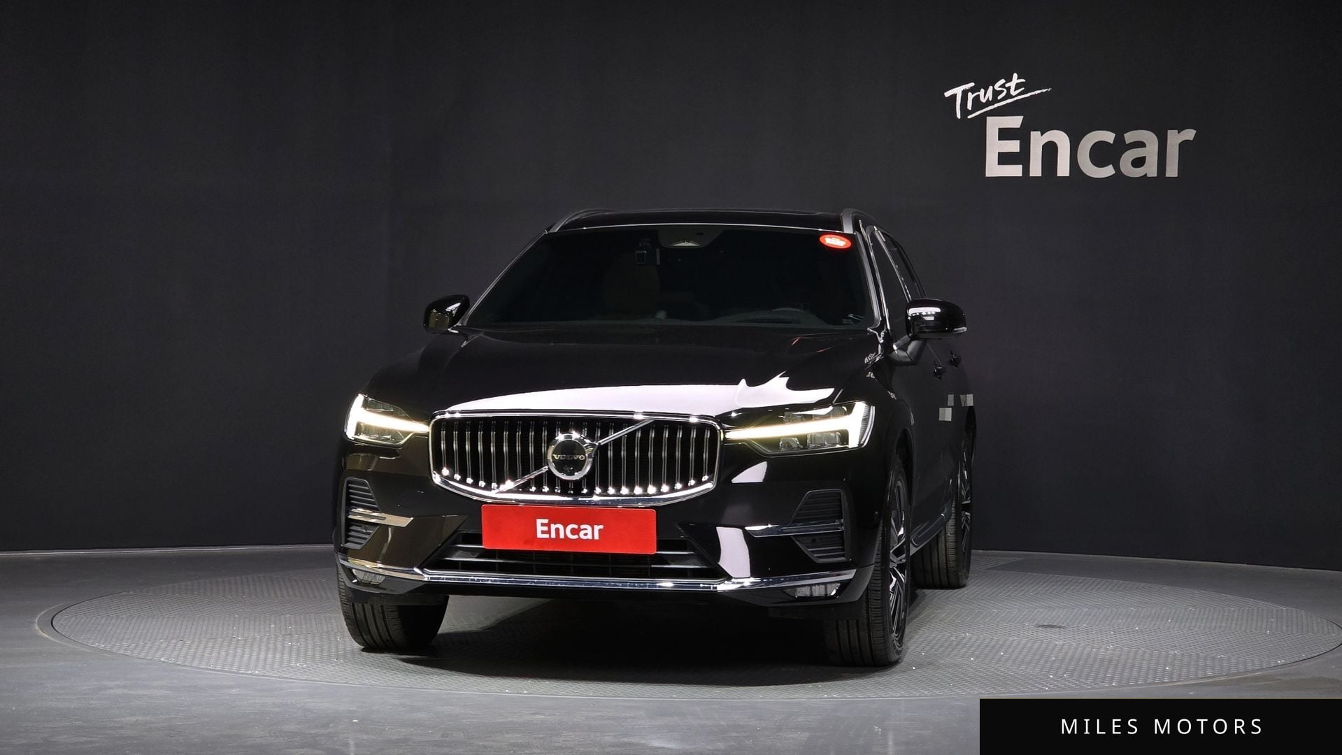 Volvo XC60 2022 — миниатюра 3