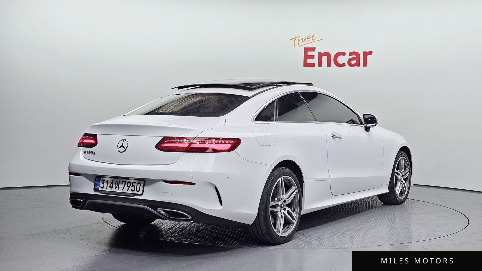 Mercedes-Benz E-Class W213 2017 — миниатюра 2