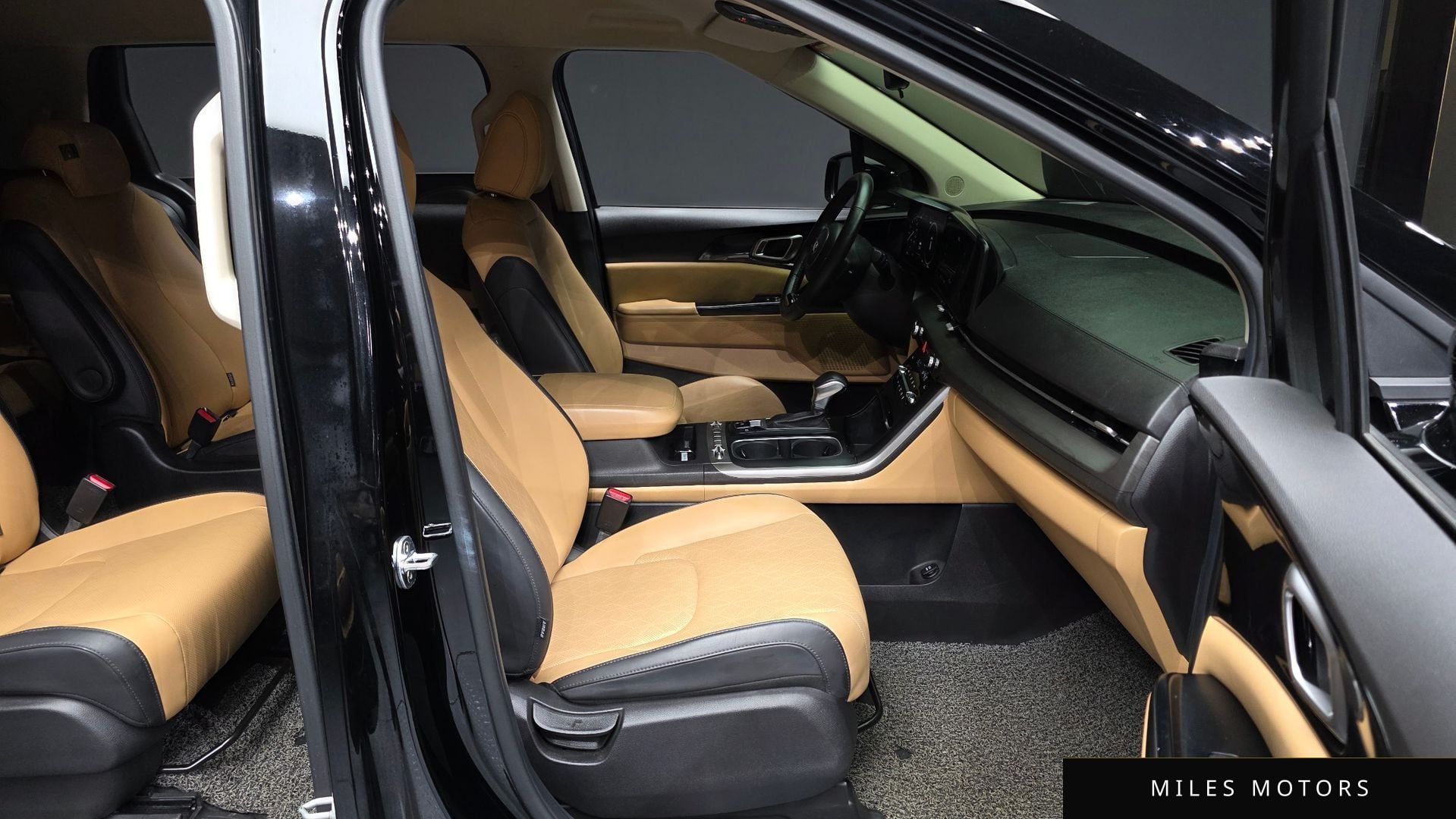 Kia Carnival 2021 — миниатюра 11